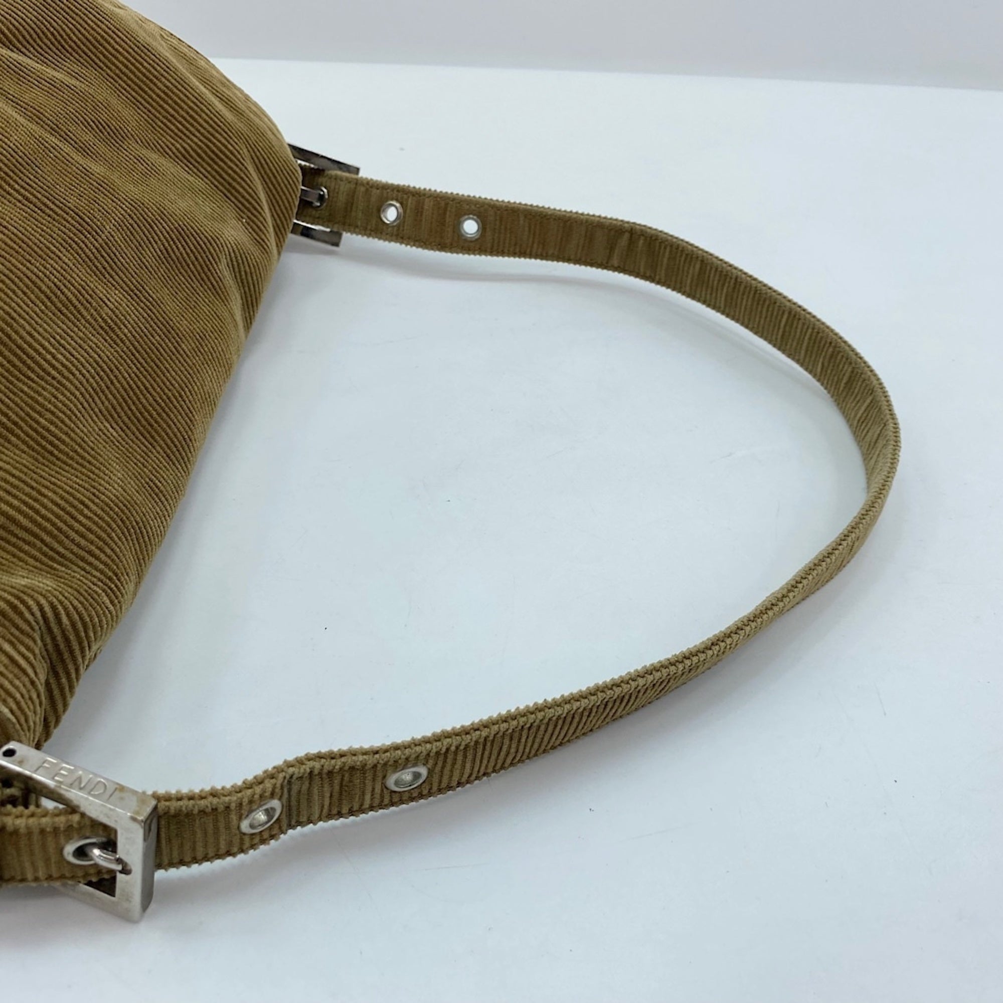 Fendi Brown Shoulder Bag (Pre-Owned)