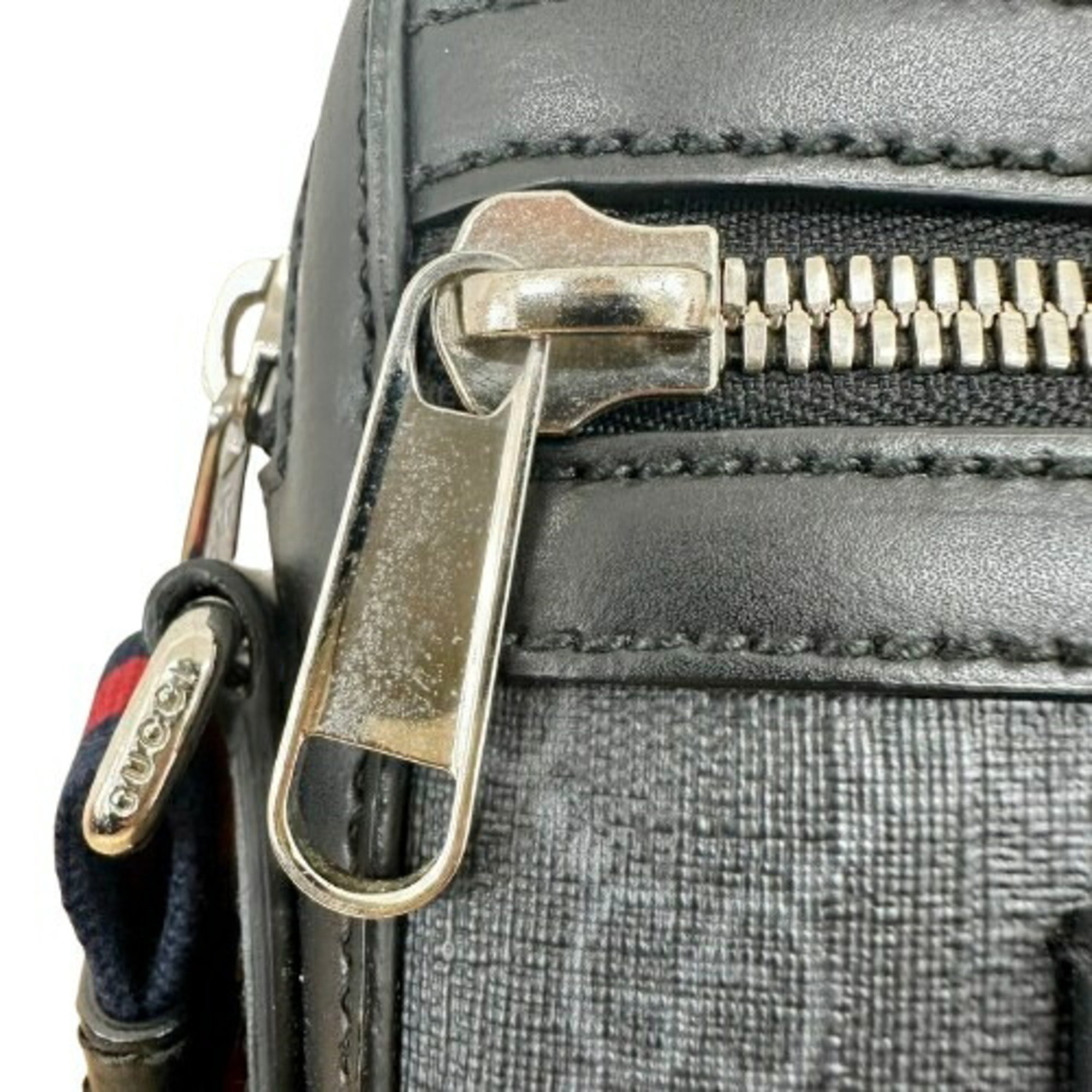 Gucci Black Coated Canvas Messenger Bag Shoulder Bag (Pre-Owned)