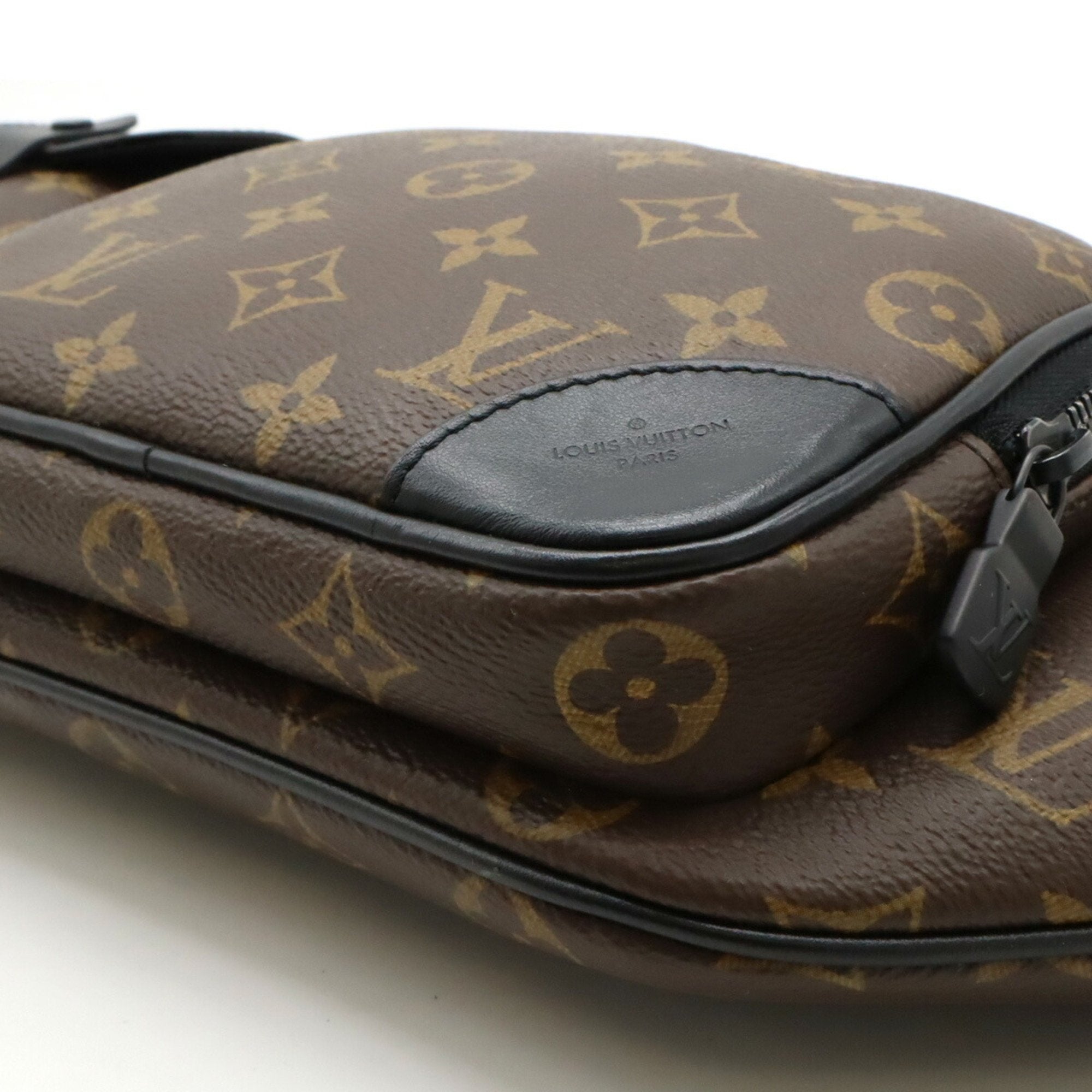 Louis Vuitton Monogram Black Brown Monogram Leather Fanny Pack Shoulder Bag (Pre-Owned)
