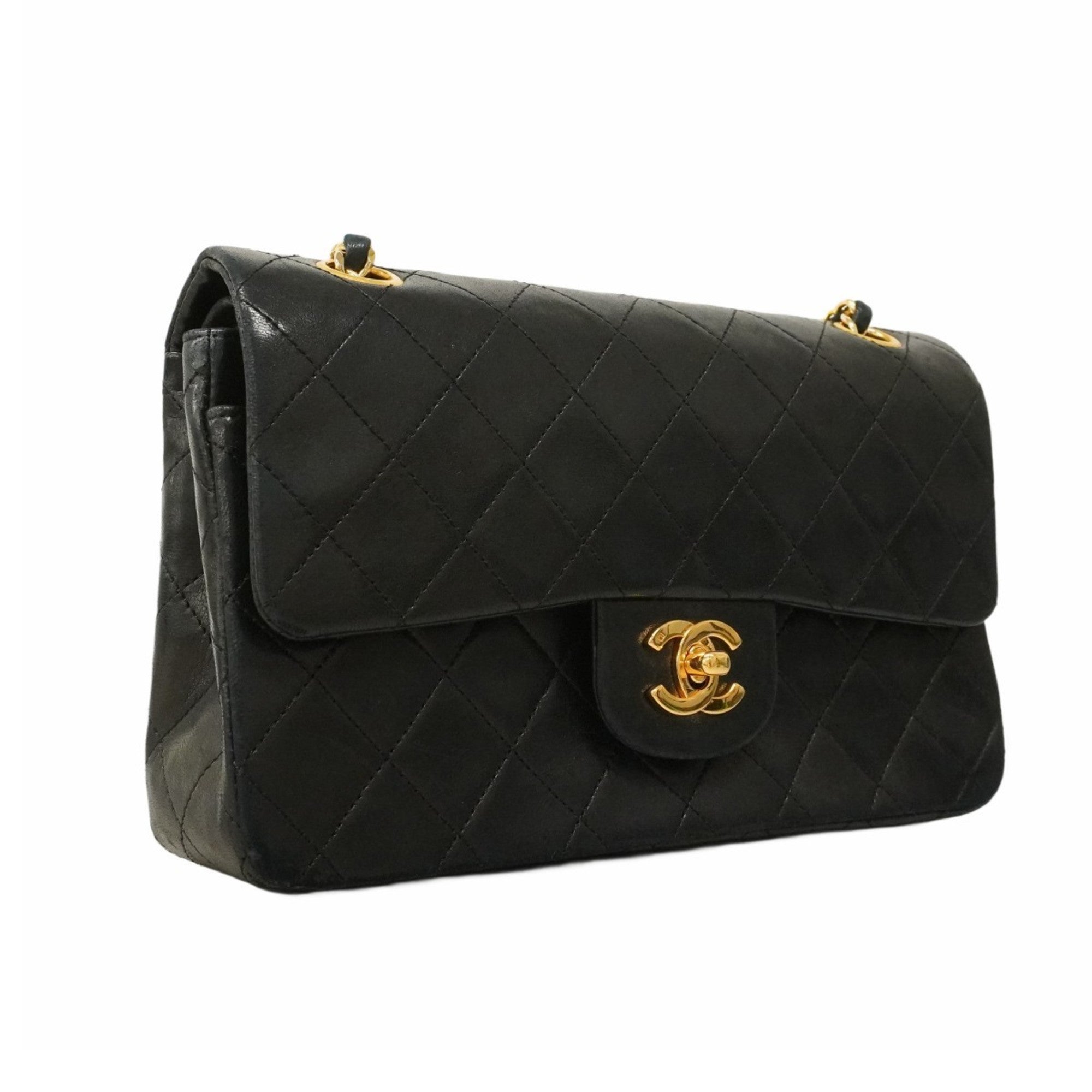 Chanel Black Leather Shoulder Bag (Pre-Owned)