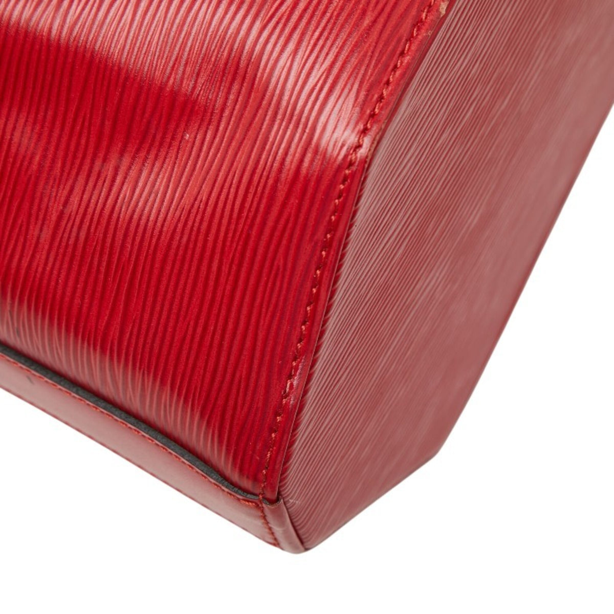 Louis Vuitton Castilian Red Leather Pouch Shoulder Bag (Pre-Owned)