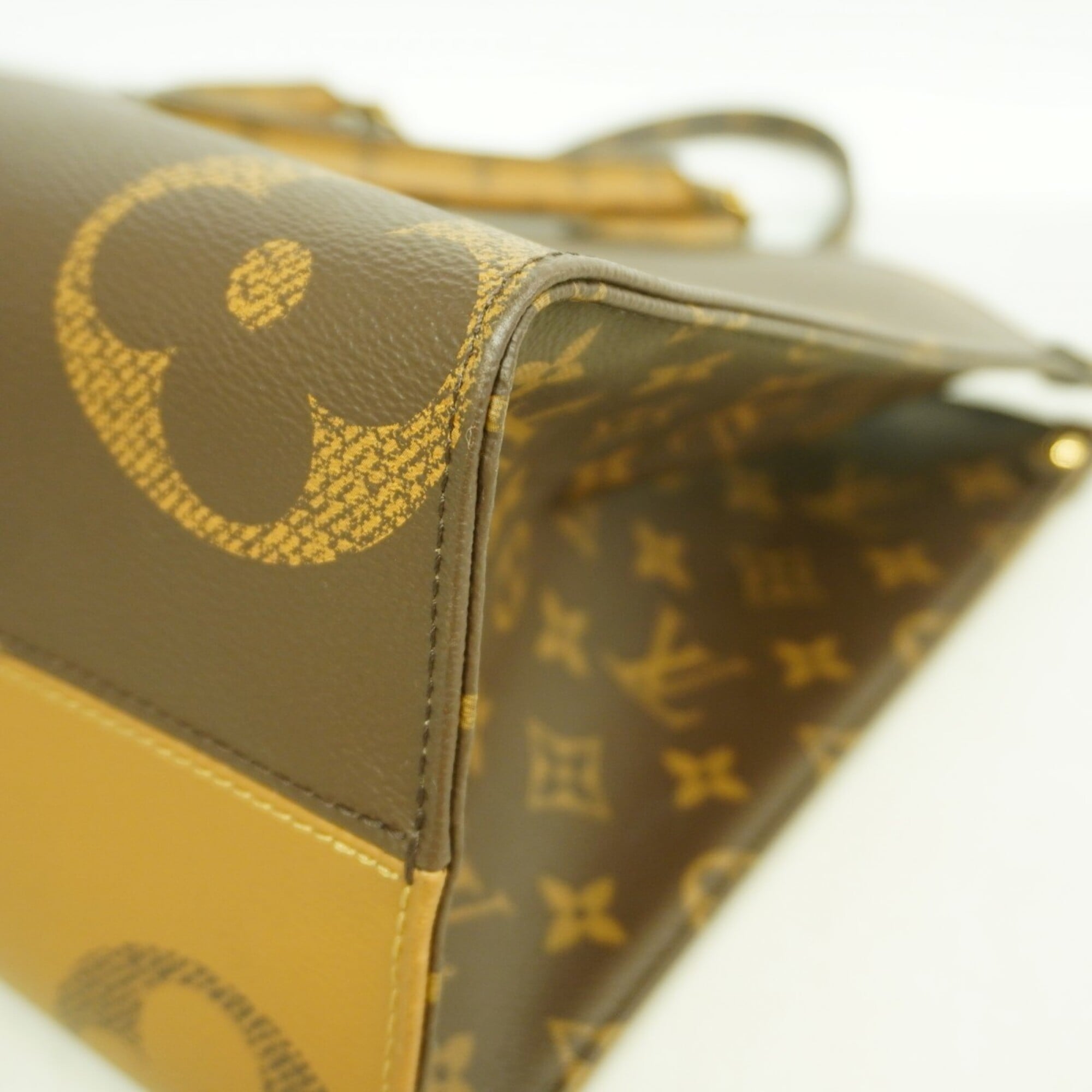 Louis Vuitton Brown Tote Bag (Pre-Owned)