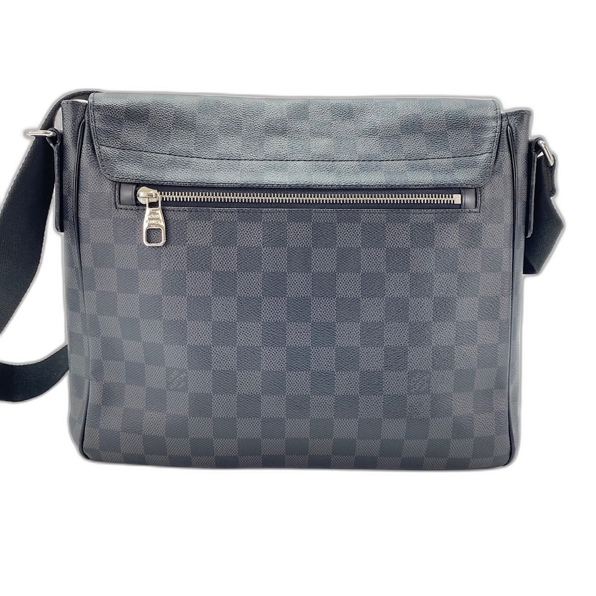 Louis Vuitton Black Shoulder Bag (Pre-Owned)