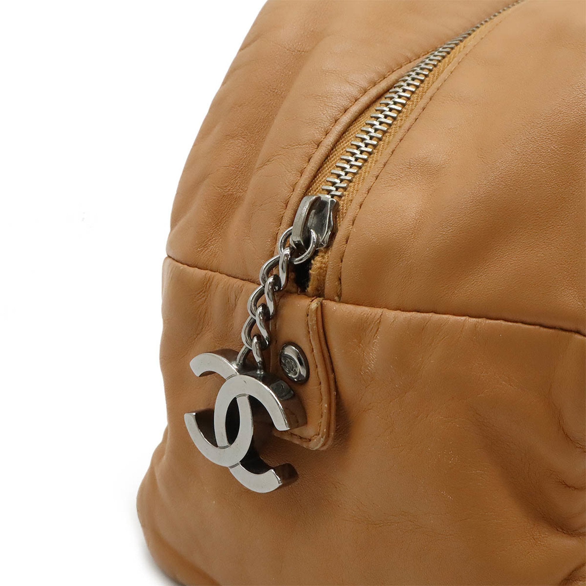 Chanel Salmon Pink Leather Shoulder Bag (Pre-Owned)