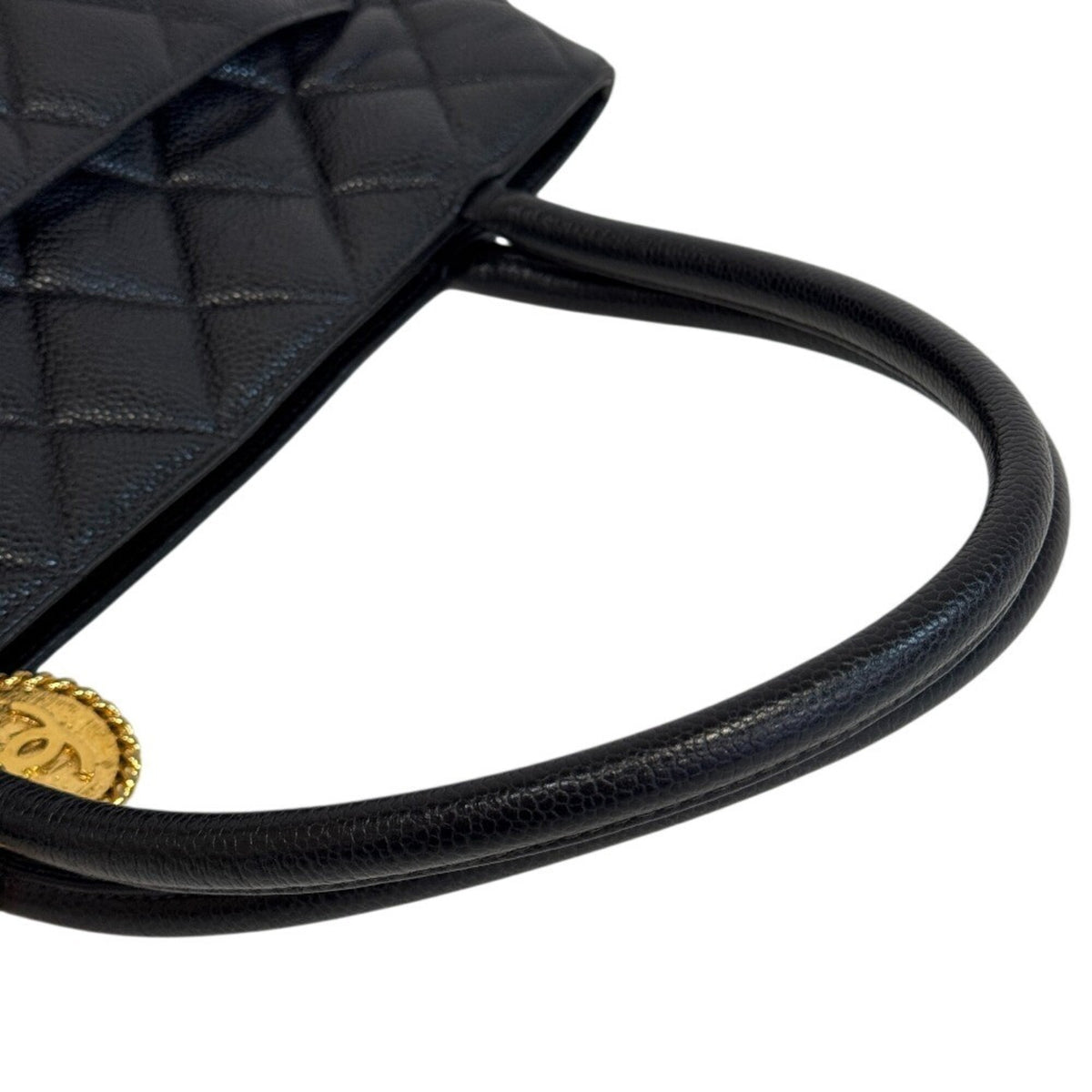 Chanel Black Grained Calfskin Handbag (Pre-Owned)