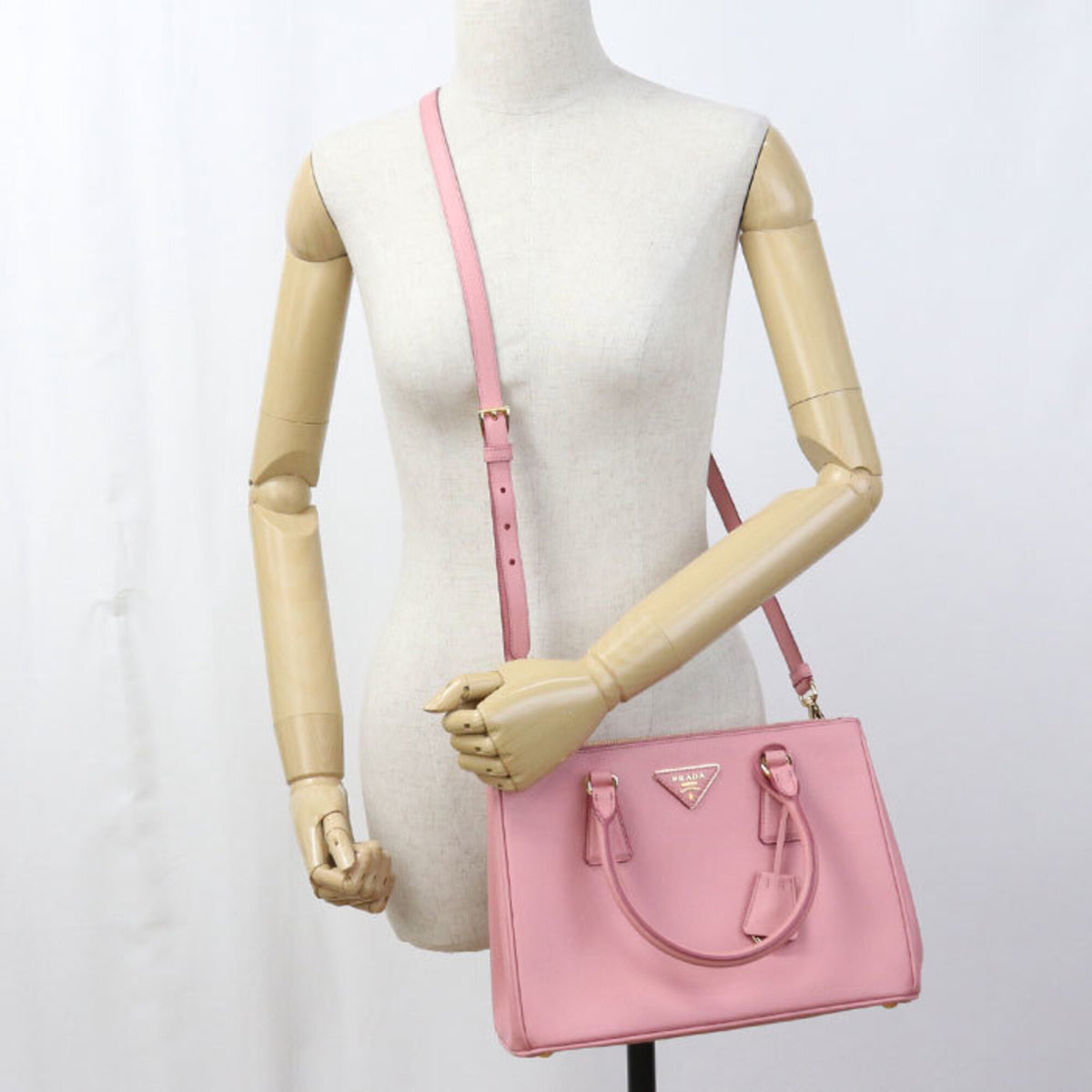 Prada Pink Leather Tote Bag (Pre-Owned)