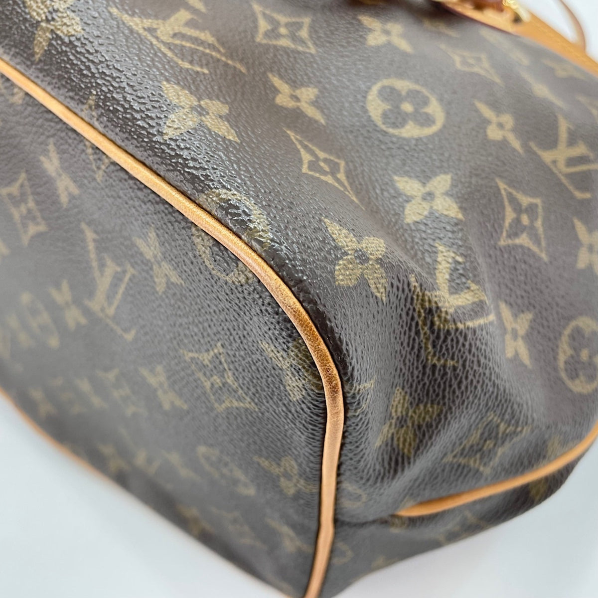 Louis Vuitton Brown Handbag (Pre-Owned)