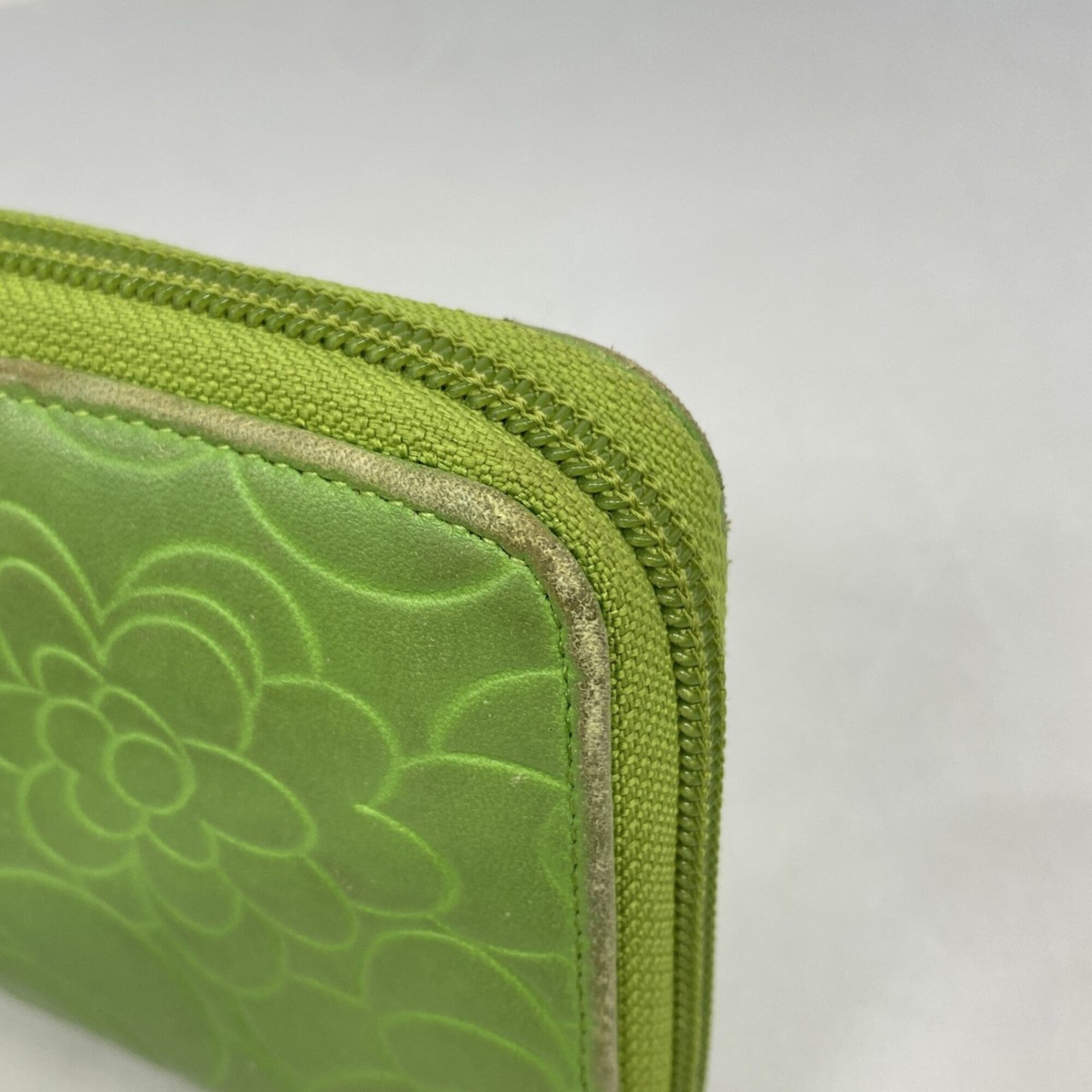 Chanel Green Leather Long Wallet (Bi-Fold) (Pre-Owned)