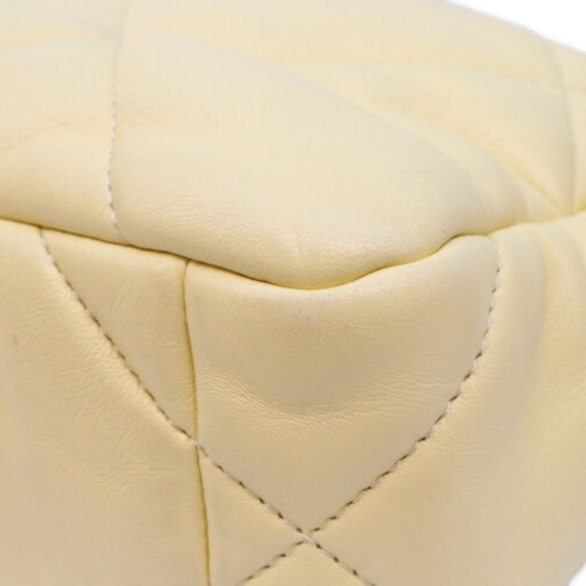 Chanel Yellow Leather Shoulder Bag (Pre-Owned)