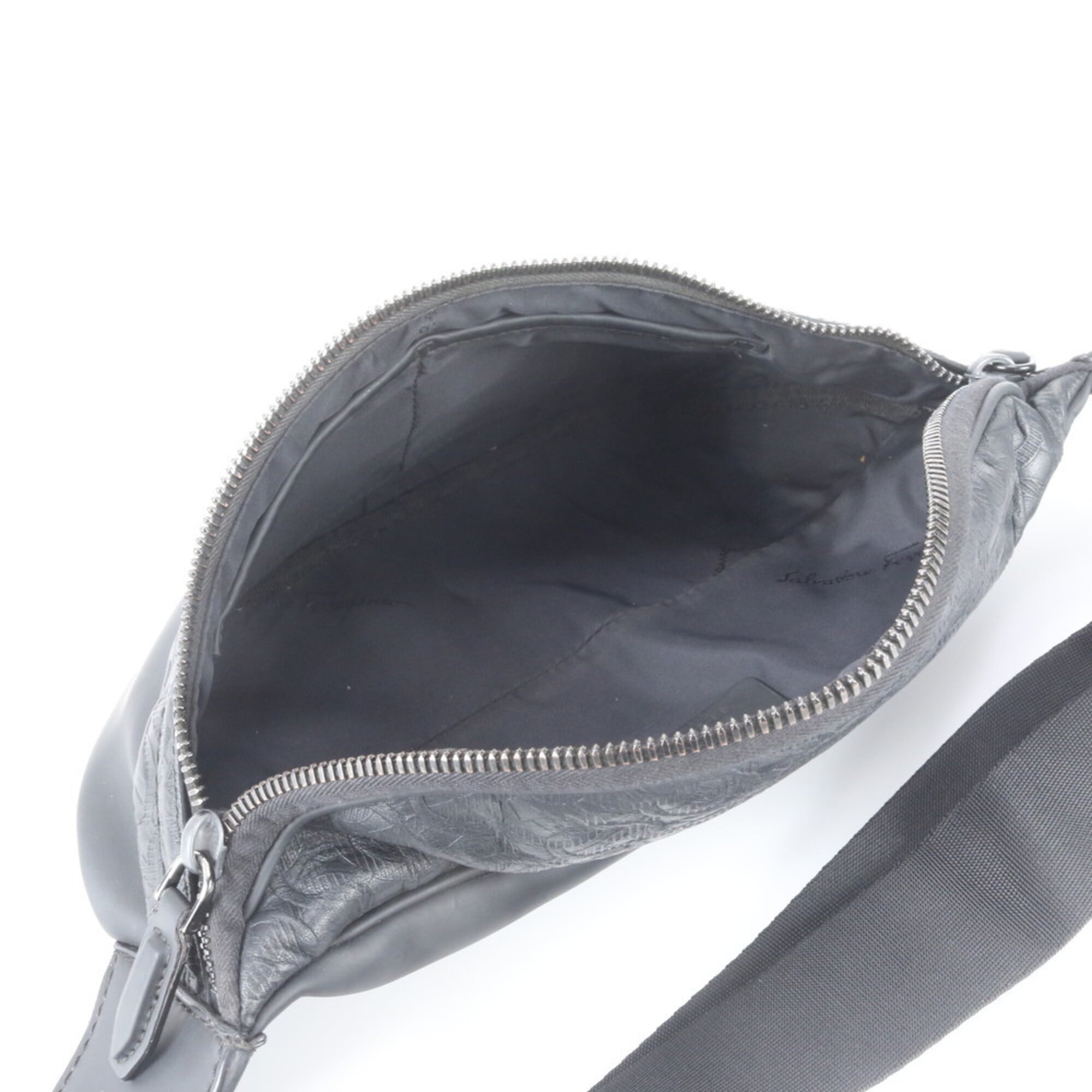Salvatore Ferragamo Black Leather Fanny Pack Pouch Sling Bag (Pre-Owned)