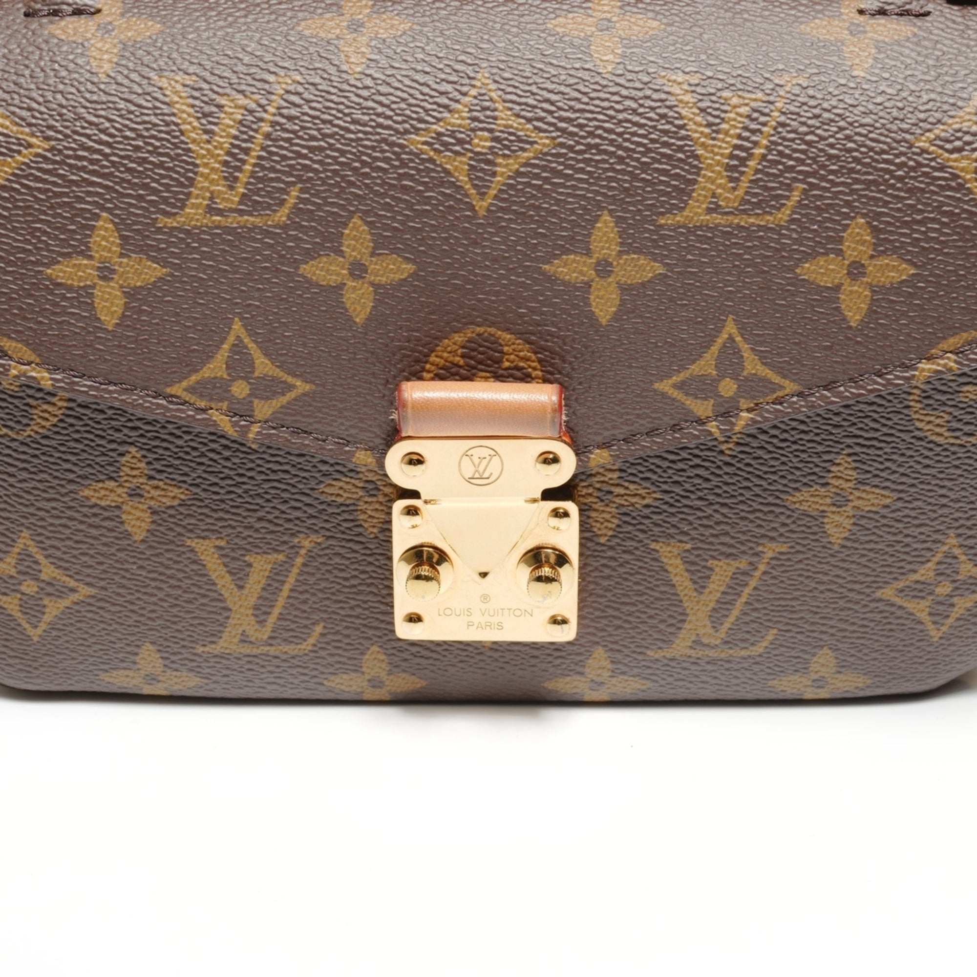 Louis Vuitton Brown Monogram Pochette Shoulder Bag (Pre-Owned)