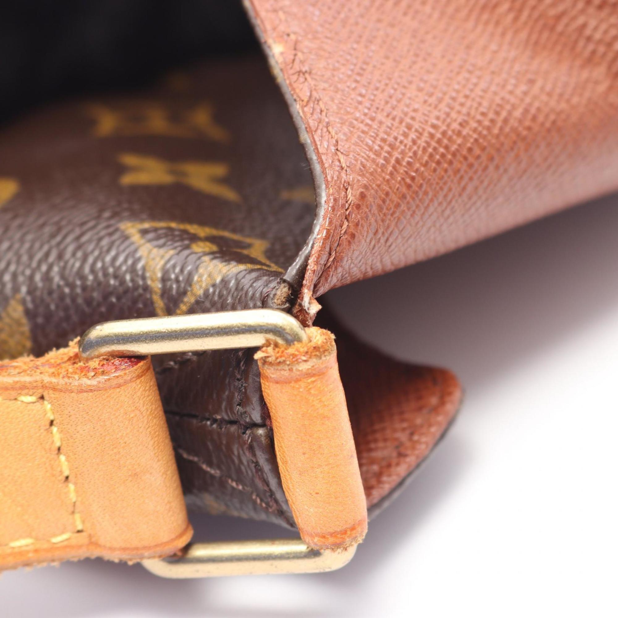 Louis Vuitton Brown Coated Canvas Leather Handbag Shoulder Bag (Pre-Owned)