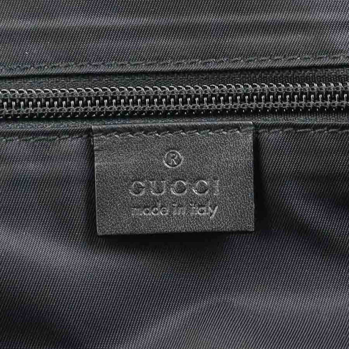 Gucci Black Nylon Leather Shoulder Bag (Pre-Owned)