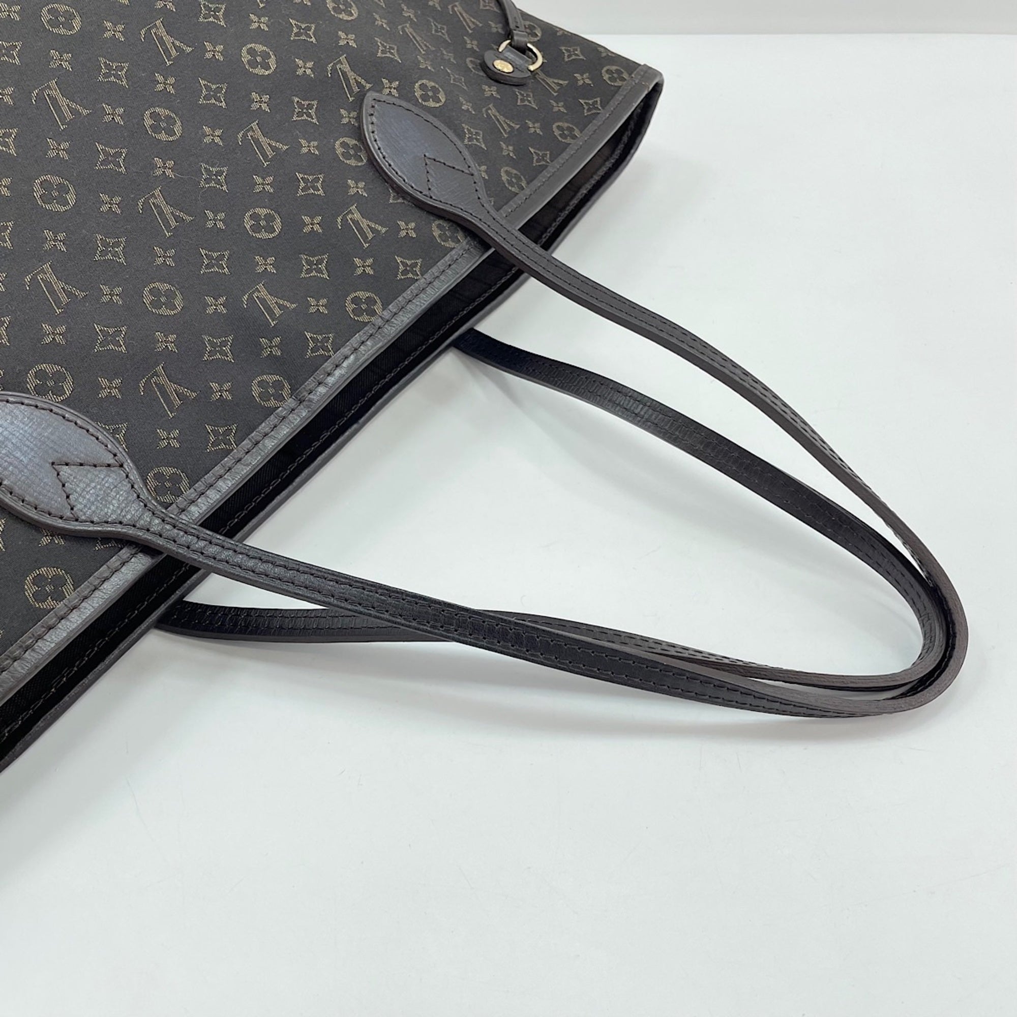 Louis Vuitton Brown Tote Bag (Pre-Owned)