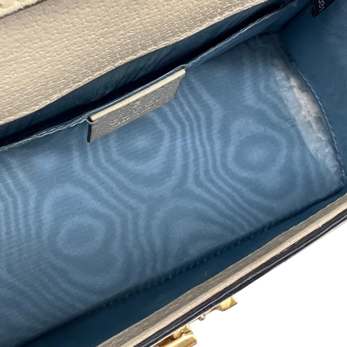 Gucci Ivory Leather Shoulder Bag (Pre-Owned)