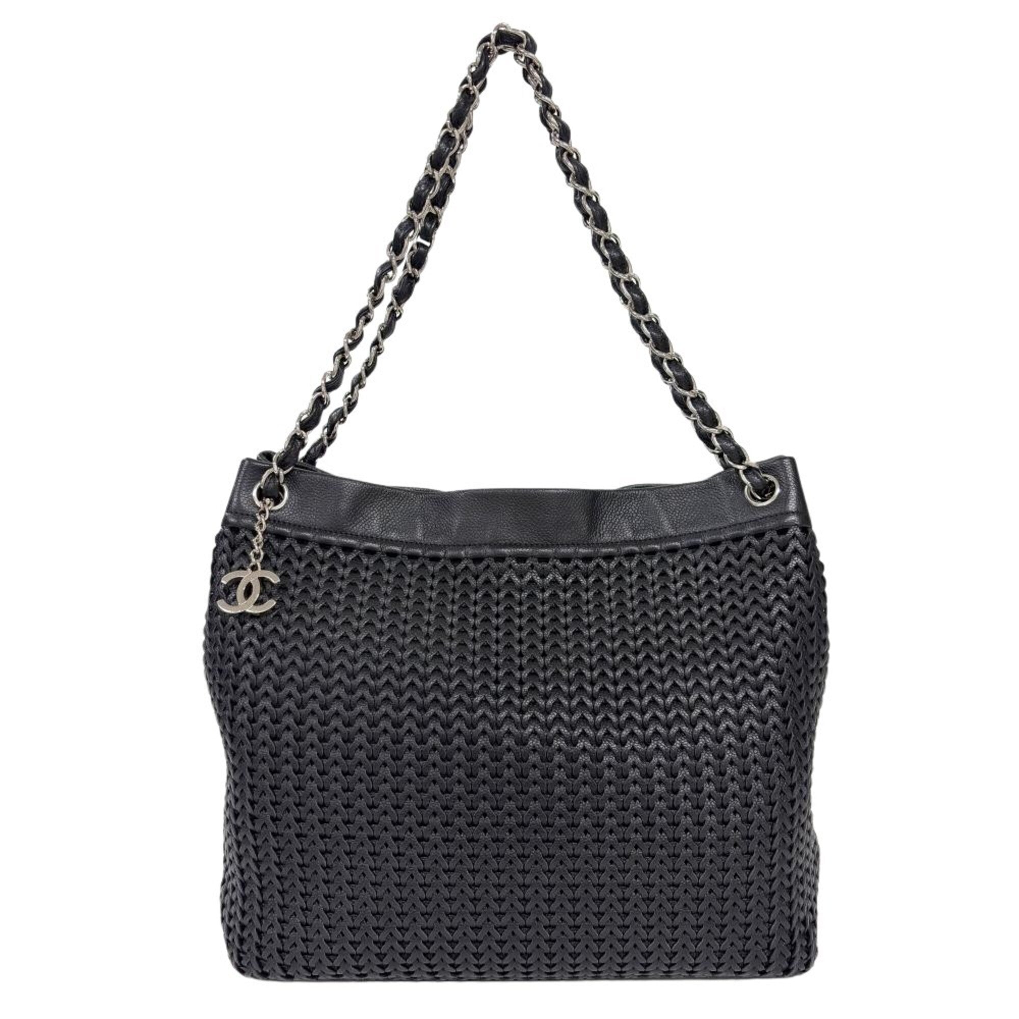 Chanel Black Grained Calfskin Tote Bag (Pre-Owned)