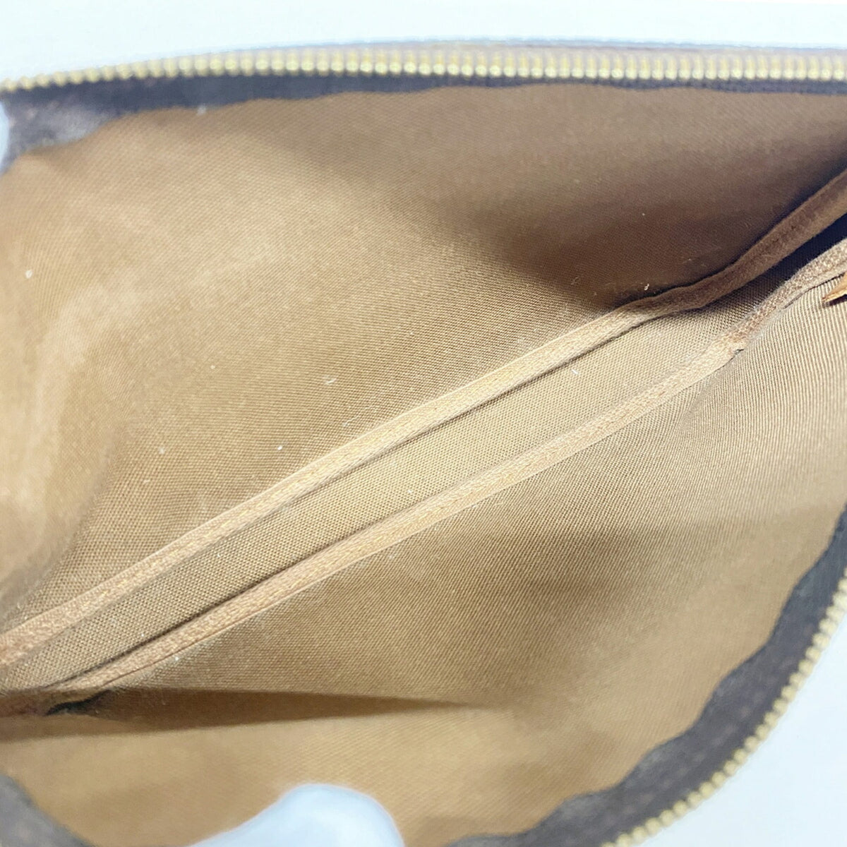 Louis Vuitton Brown Pouch (Pre-Owned)
