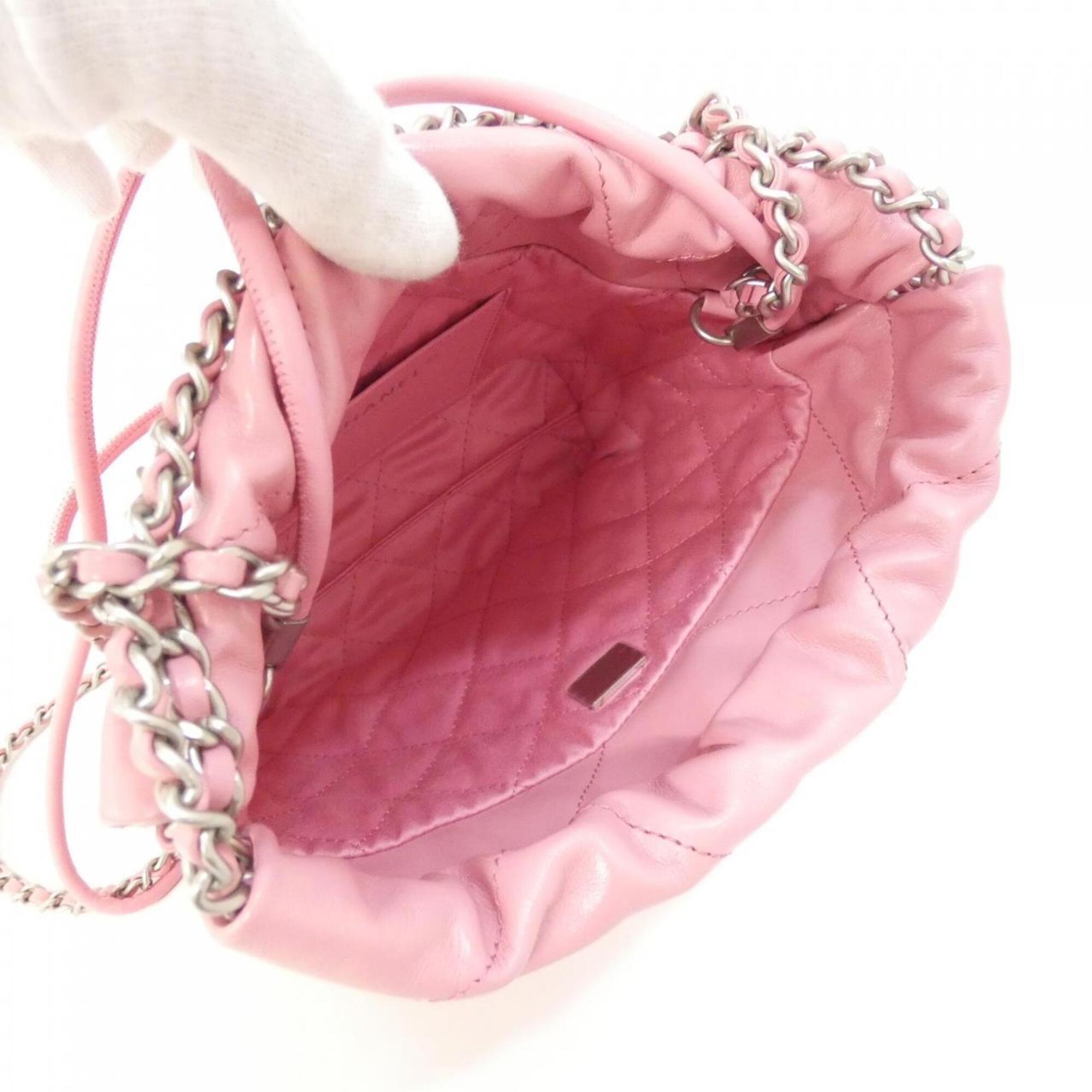 Chanel Pink Leather Handbag (Pre-Owned)