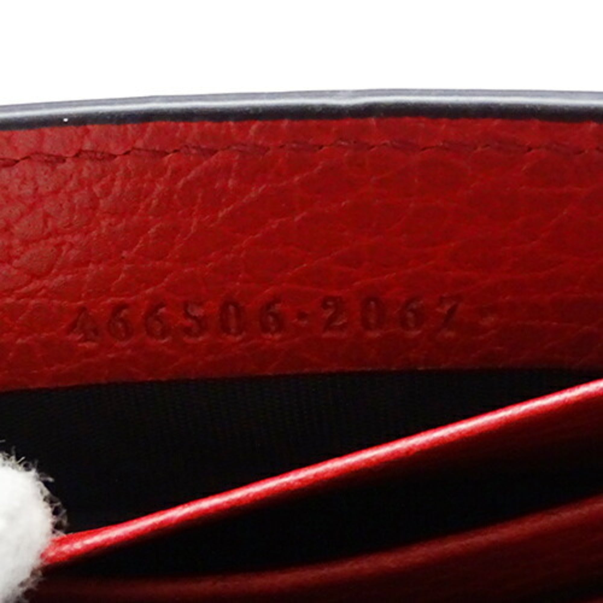 Gucci Red Color Leather Chain/Shoulder Wallet (Pre-Owned)