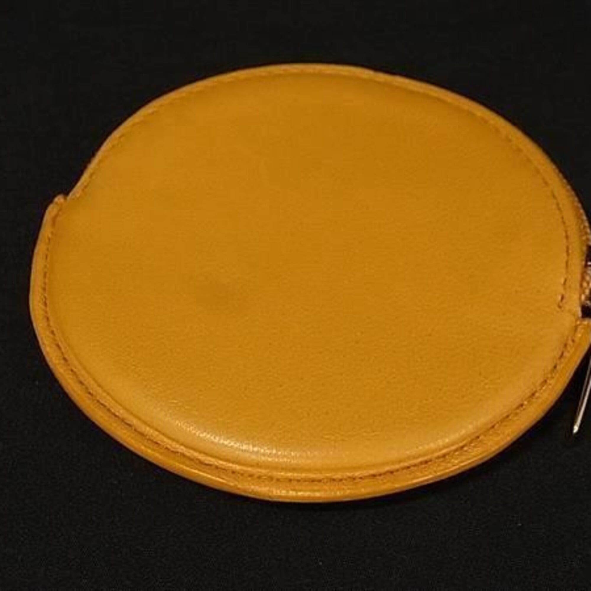 Loewe Mustard Leather Coin Purse/Coin Case (Pre-Owned)