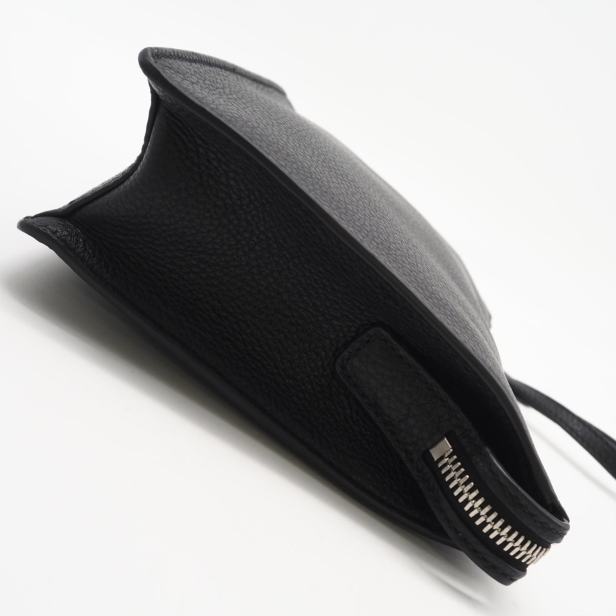 Prada Black Leather Clutch Bag (Pre-Owned)