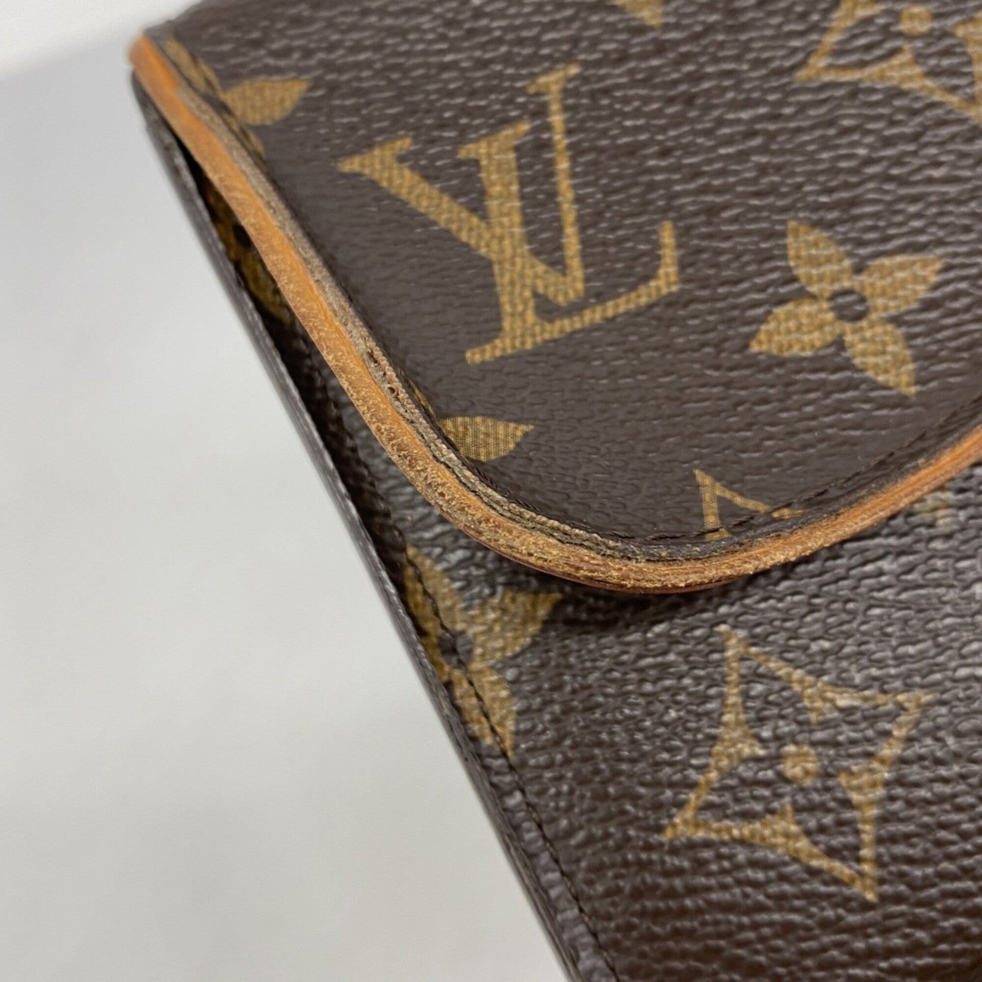 Louis Vuitton Brown Long Wallet (Bi-Fold) (Pre-Owned)