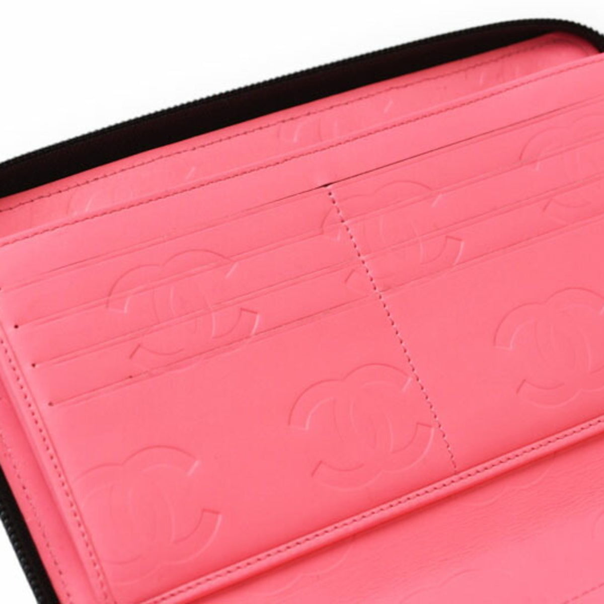 Chanel Black Leather Long Wallet (Bi-Fold) (Pre-Owned)