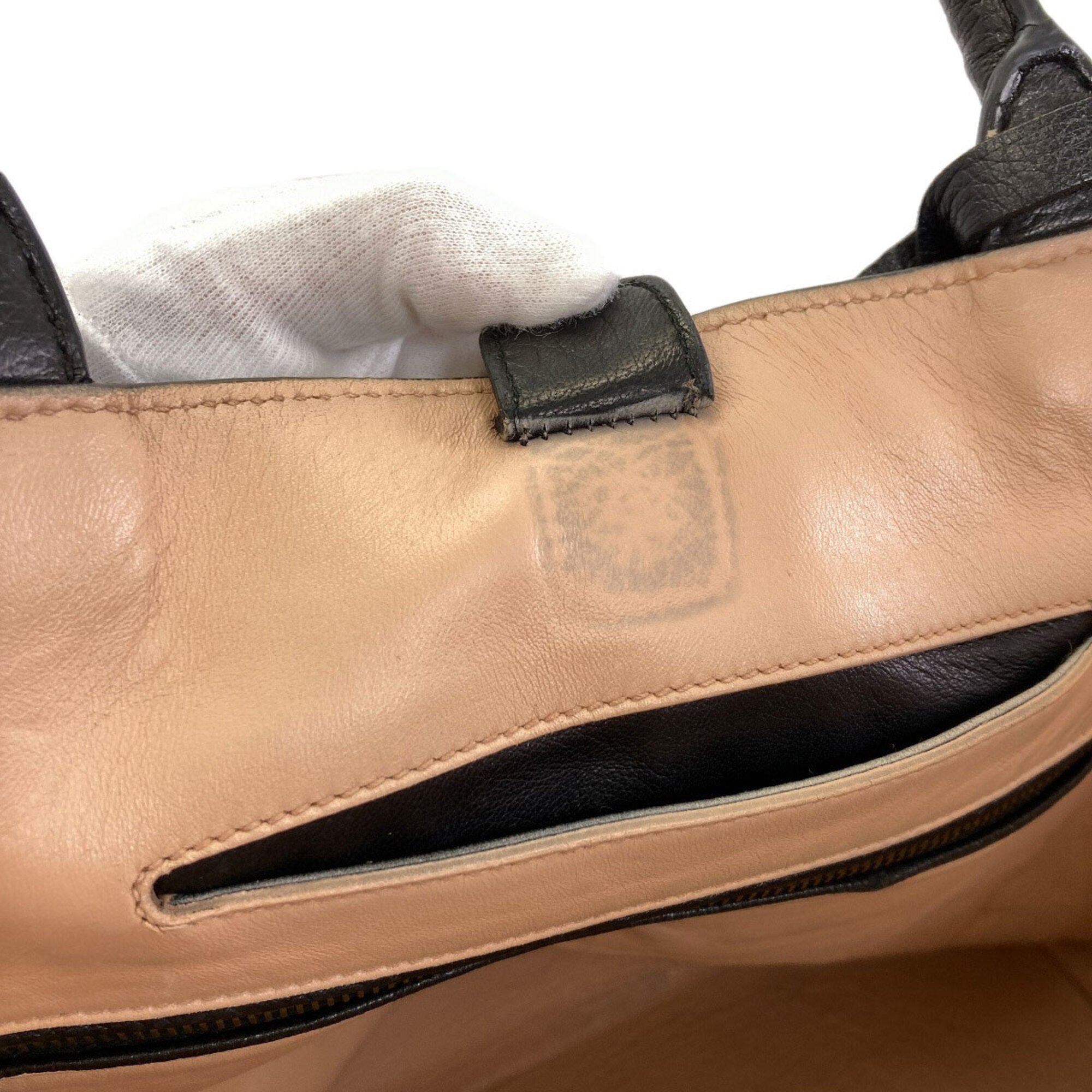 Prada Black Leather Handbag (Pre-Owned)