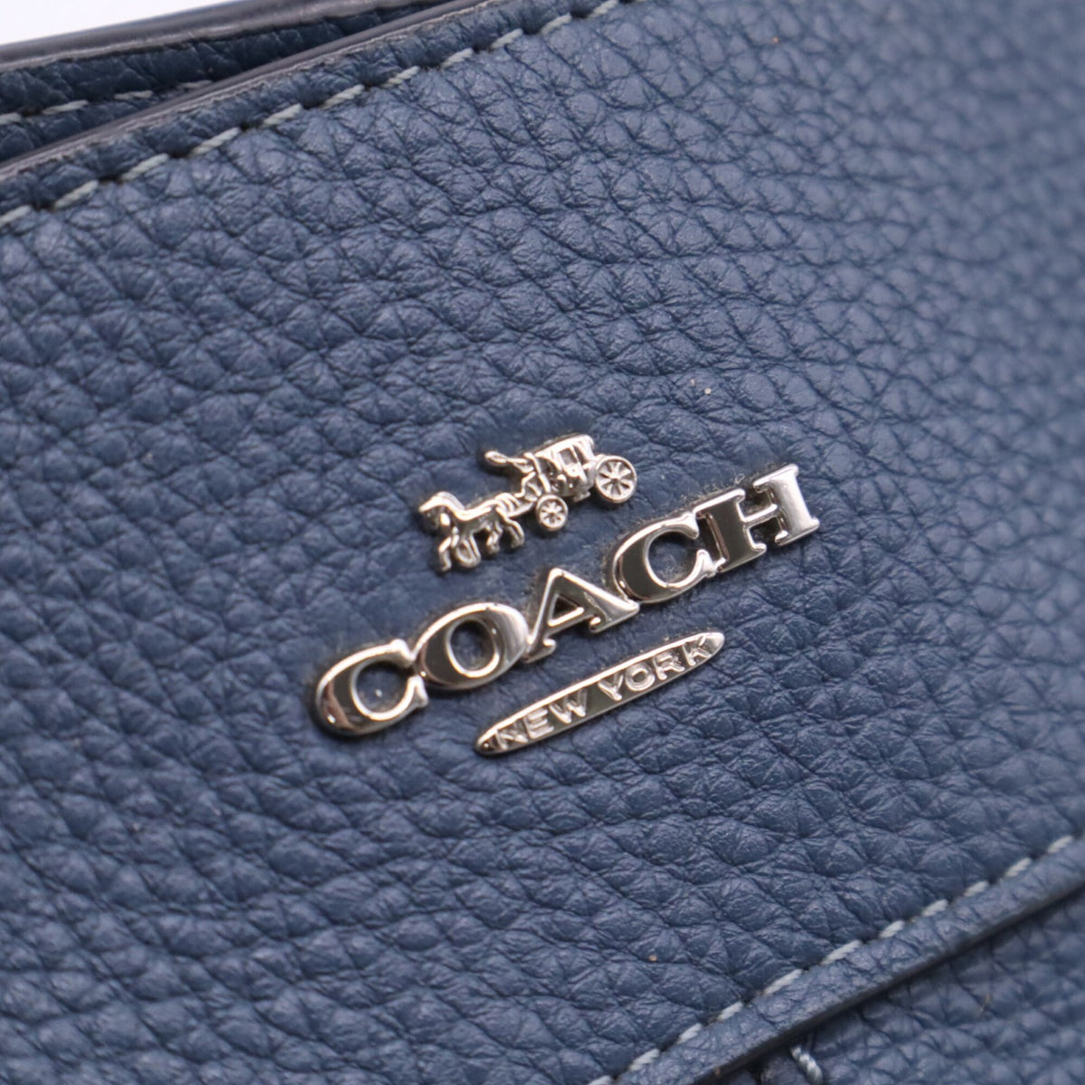 Coach Navy Leather Handbag Shoulder Bag (Pre-Owned)