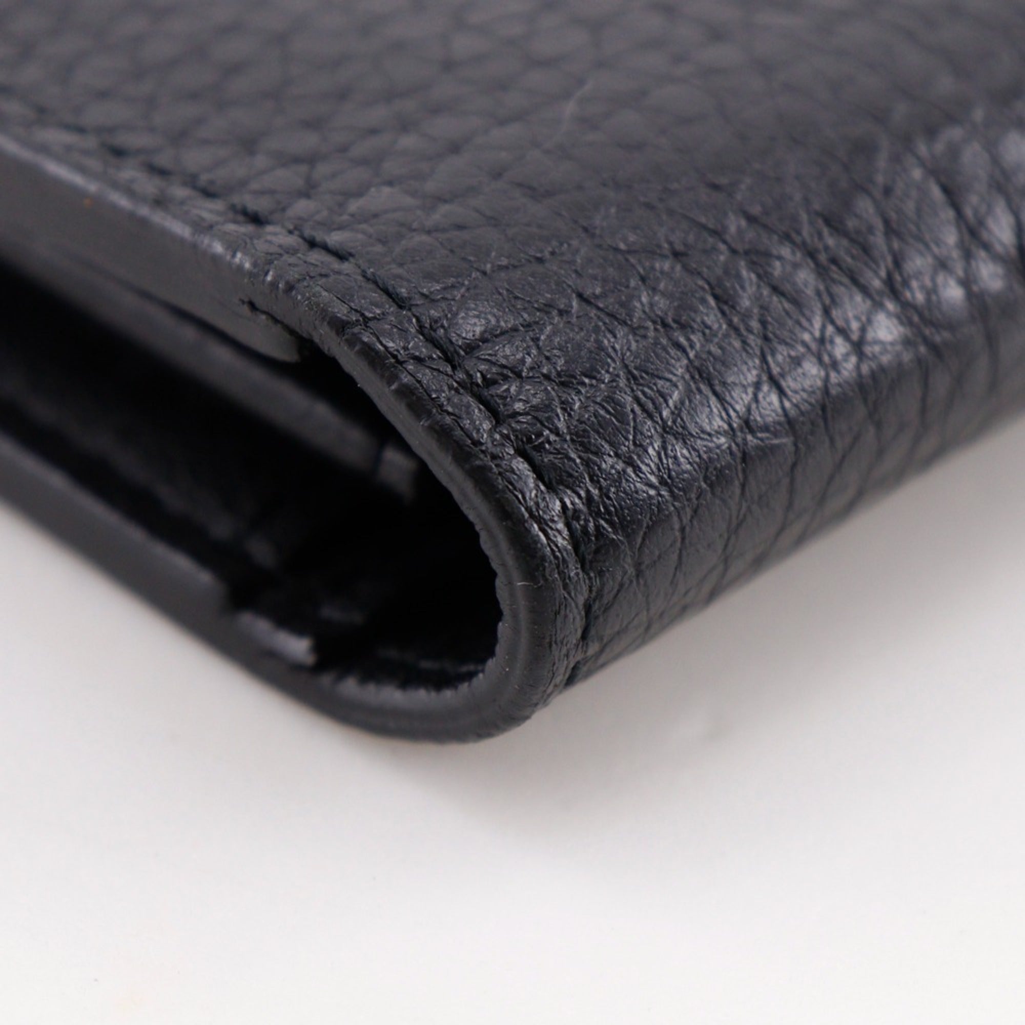 Louis Vuitton Black Leather Long Wallet (Bi-Fold) (Pre-Owned)