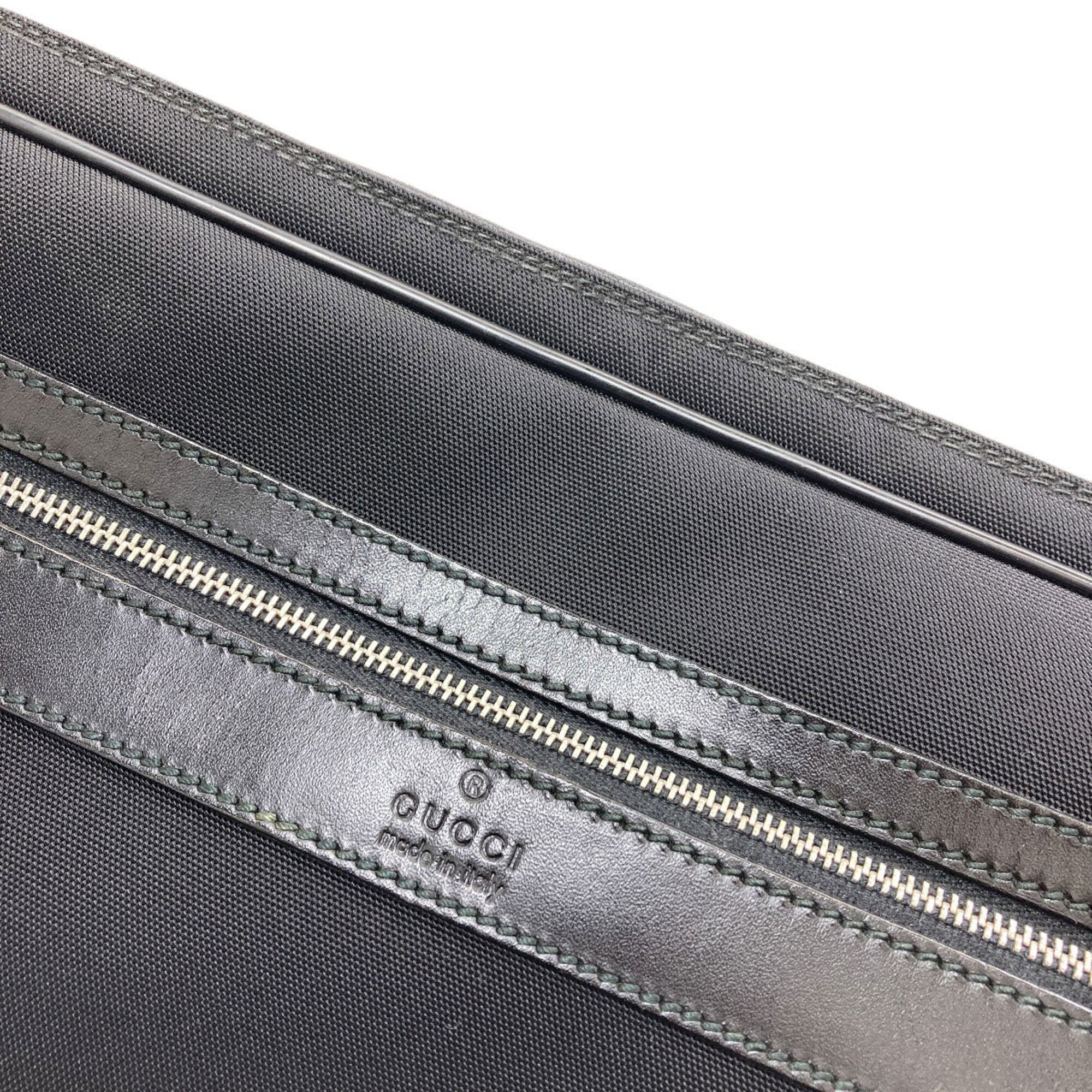 Gucci Black Nylon Canvas Shoulder Bag (Pre-Owned)