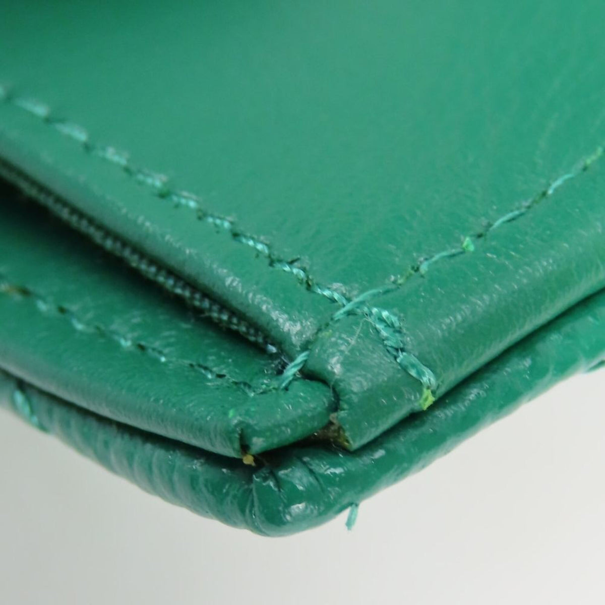 Chanel Green Grained Calfskin Wallet (Tri-Fold) (Pre-Owned)