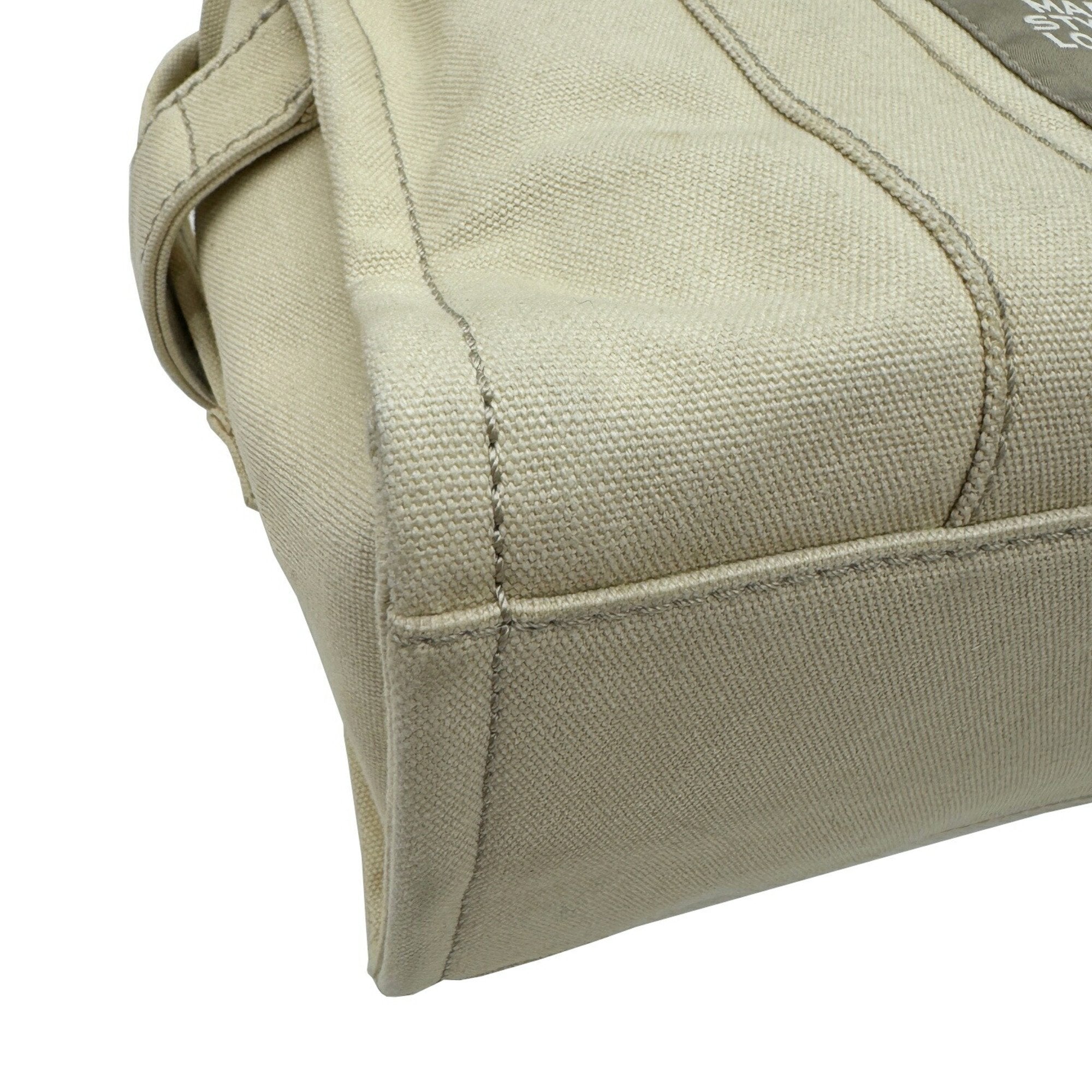 Marc Jacobs Ivory Canvas Handbag (Pre-Owned)
