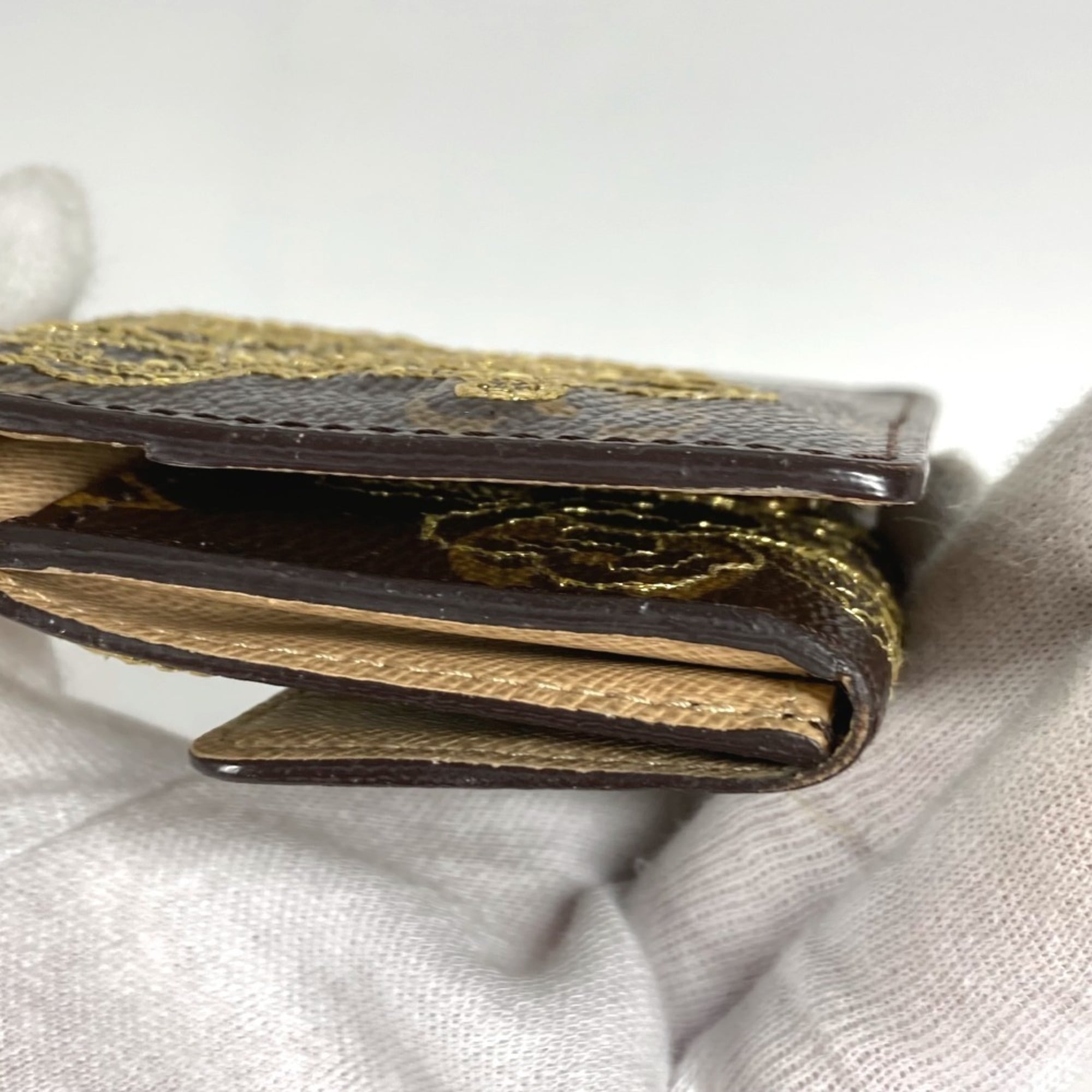 Louis Vuitton Brown Monogram Monogram Wallet (Bi-Fold) (Pre-Owned)