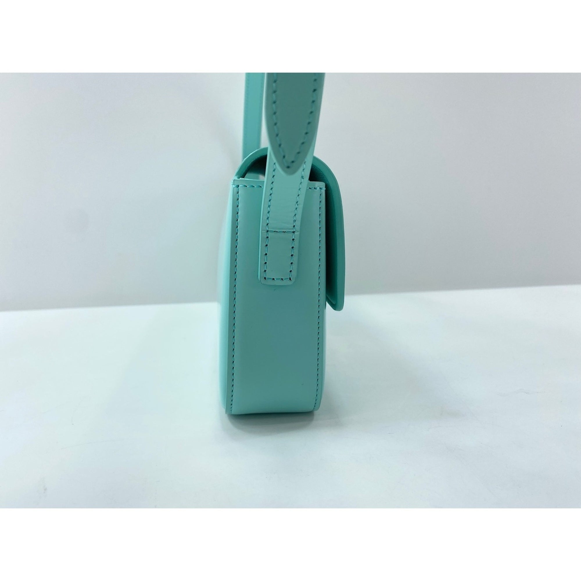Celine Blue Shoulder Bag (Pre-Owned)
