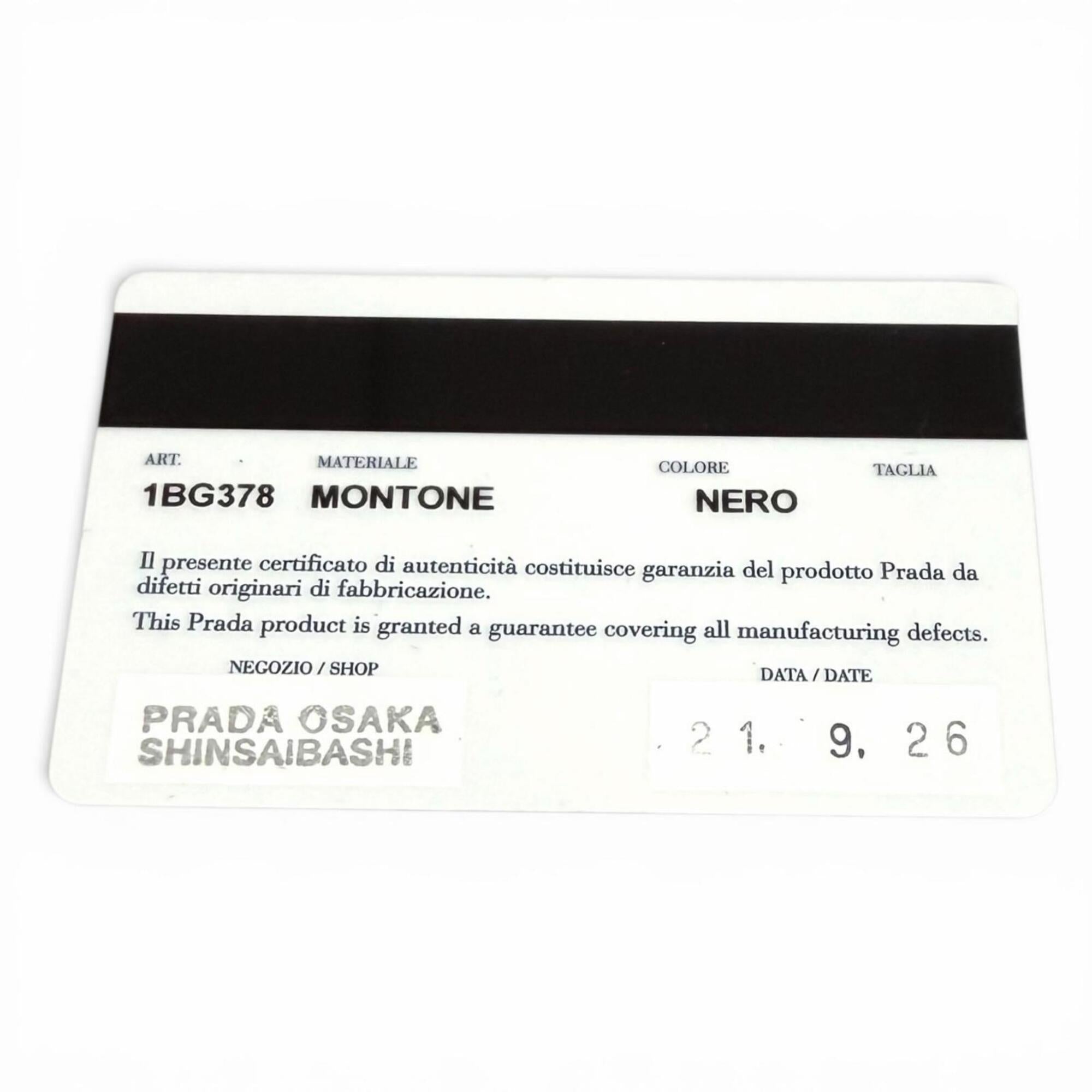 Prada Black Leather Pouch Shoulder Bag (Pre-Owned)