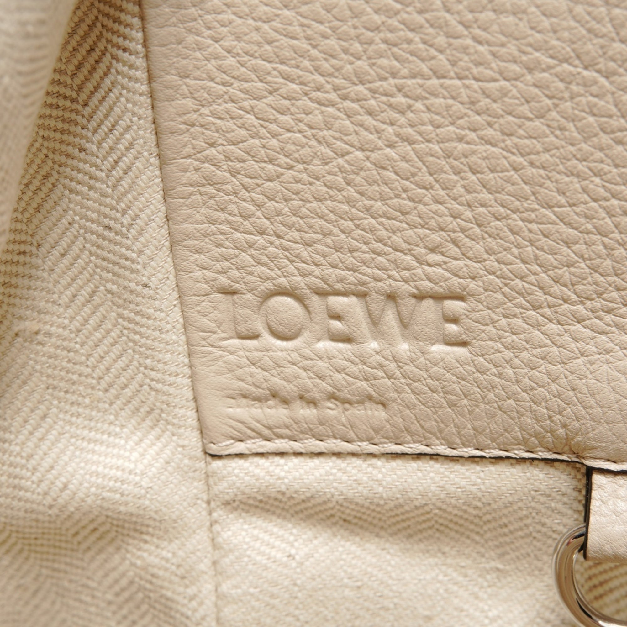 Loewe Hammock Beige Handbag (Pre-Owned)