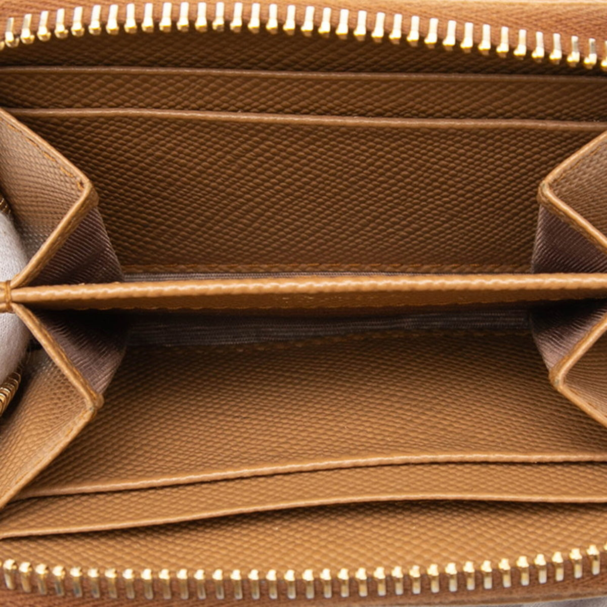 Prada Brown Leather Coin Purse/Coin Case (Pre-Owned)