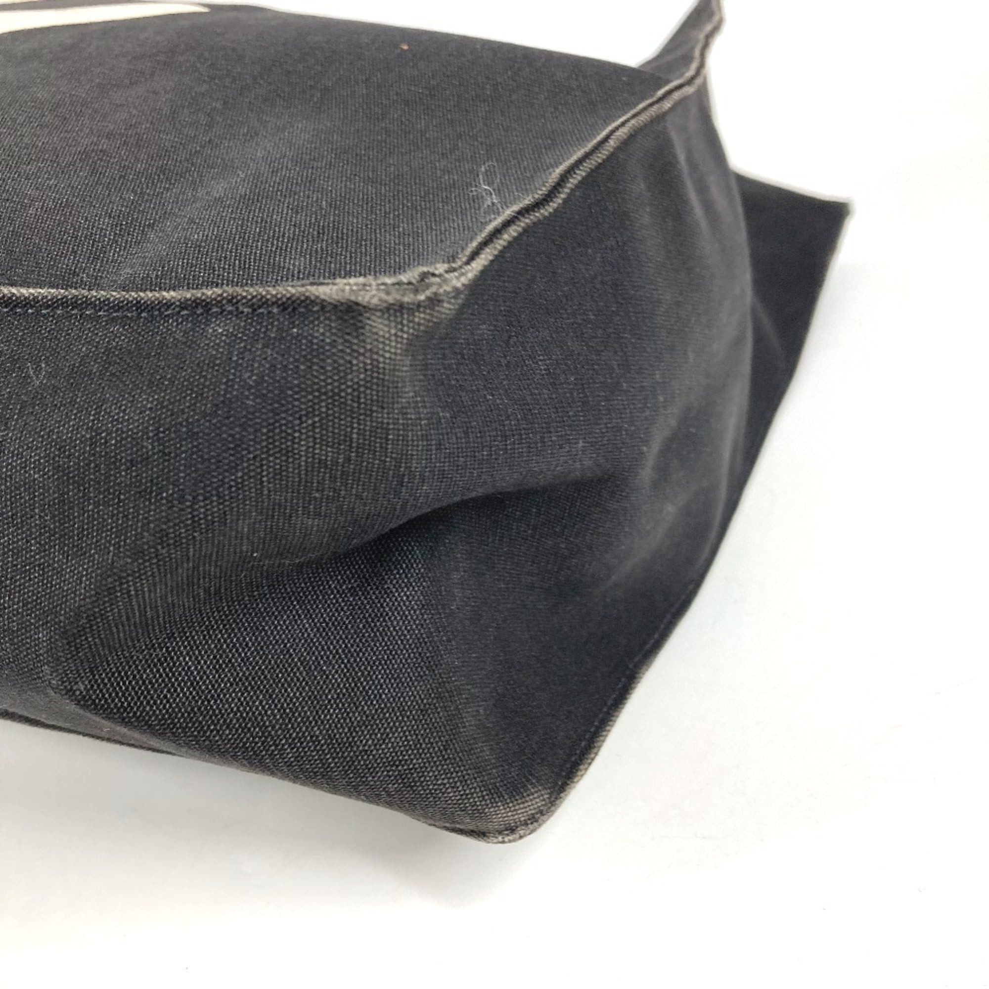Chanel Black White Canvas Shoulder Bag Tote Bag (Pre-Owned)