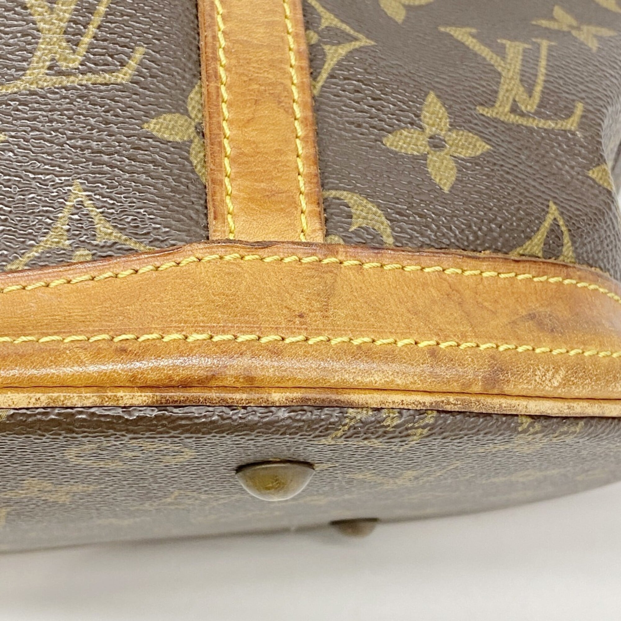Louis Vuitton Brown Tote Bag (Pre-Owned)
