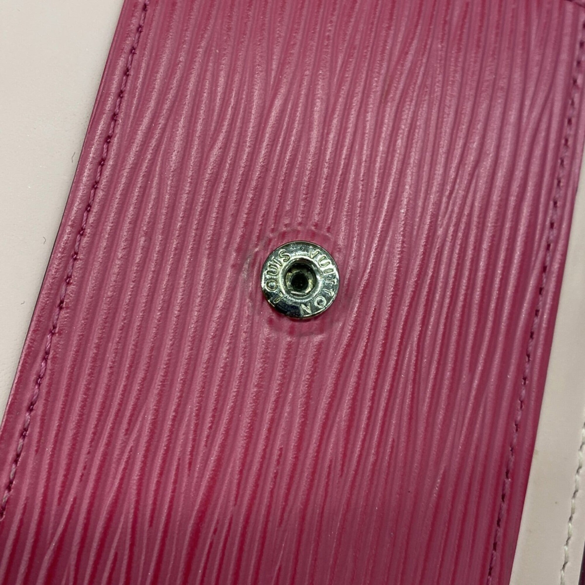 Louis Vuitton Pink Red Color Chain/Shoulder Wallet (Pre-Owned)