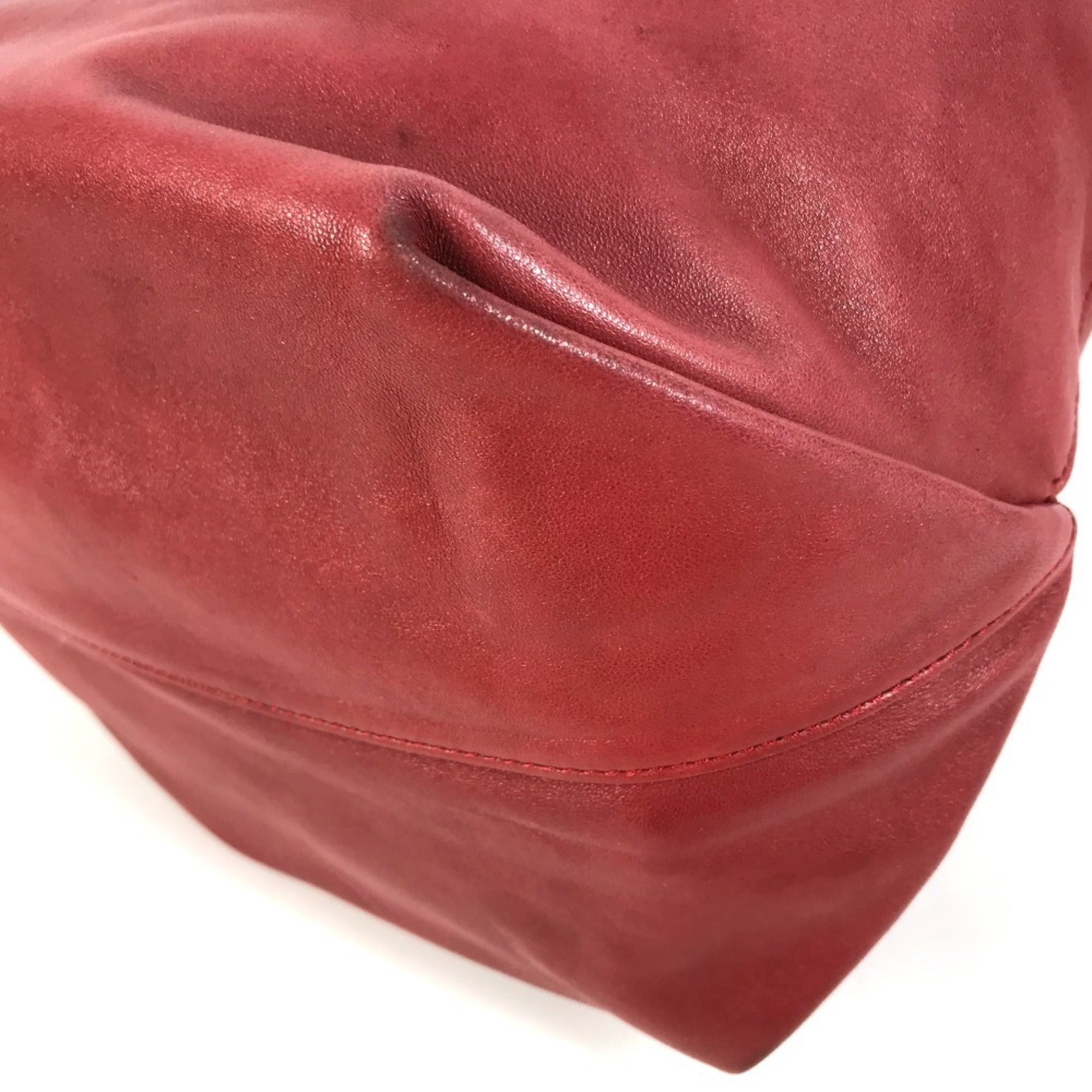 Yves Saint Laurent Red Color Leather Shoulder Bag (Pre-Owned)