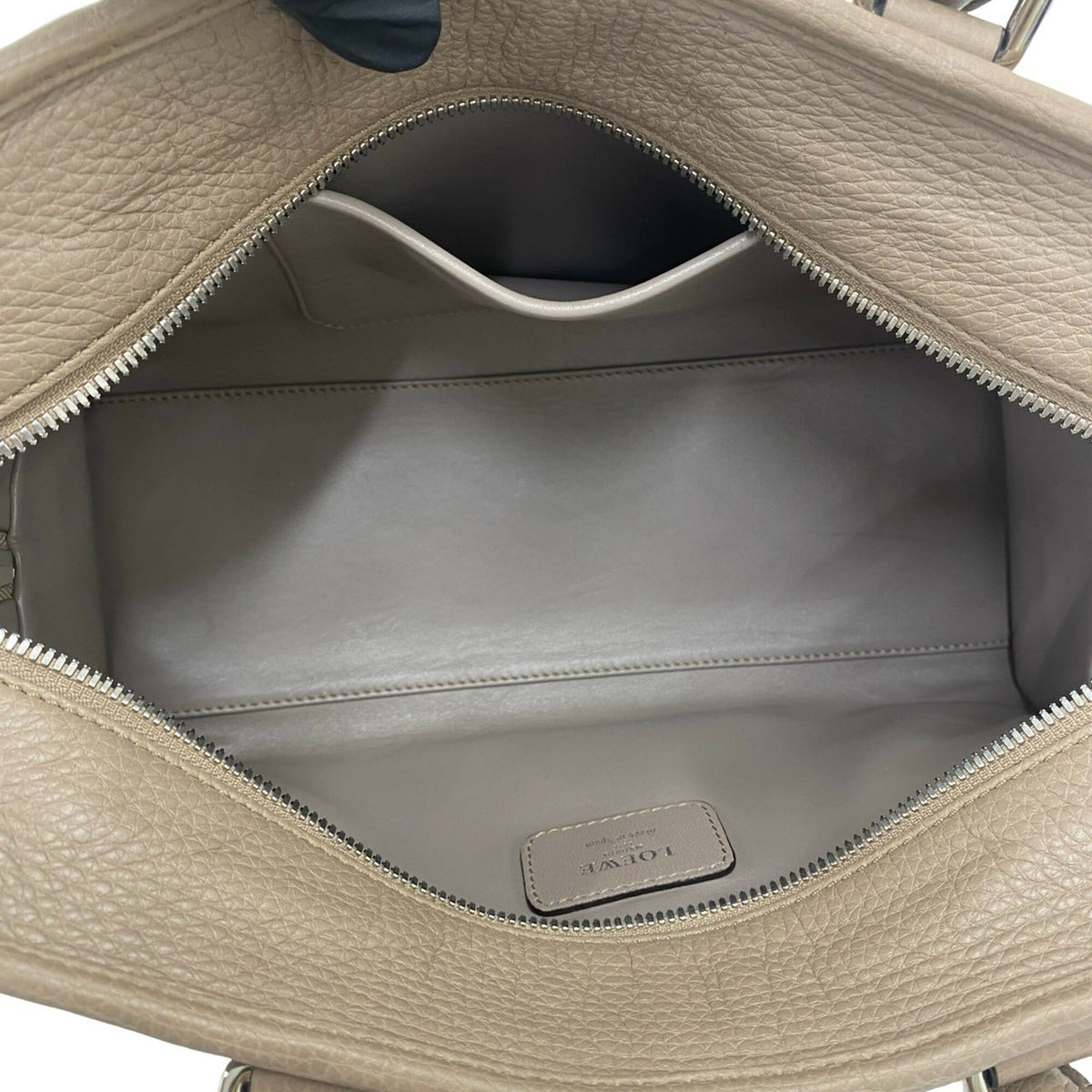 Loewe Beige Leather Boston Bag Handbag (Pre-Owned)