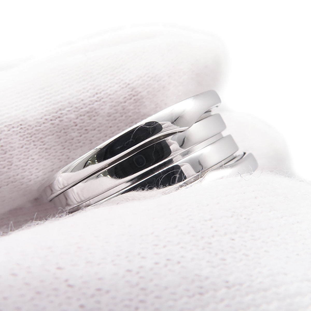 Bvlgari White Gold (18K) Band Ring (Pre-Owned)