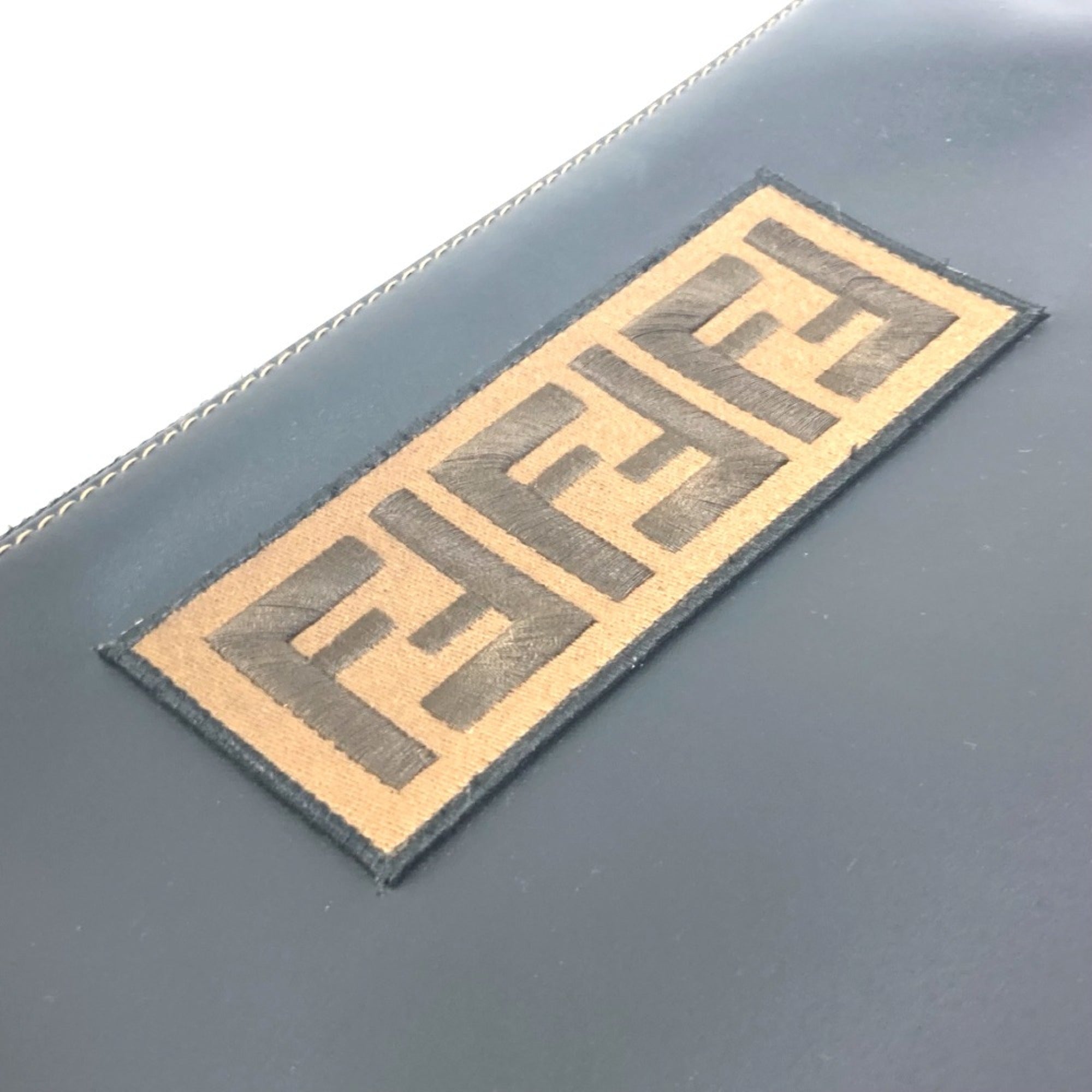 Fendi Black Leather Clutch Bag (Pre-Owned)