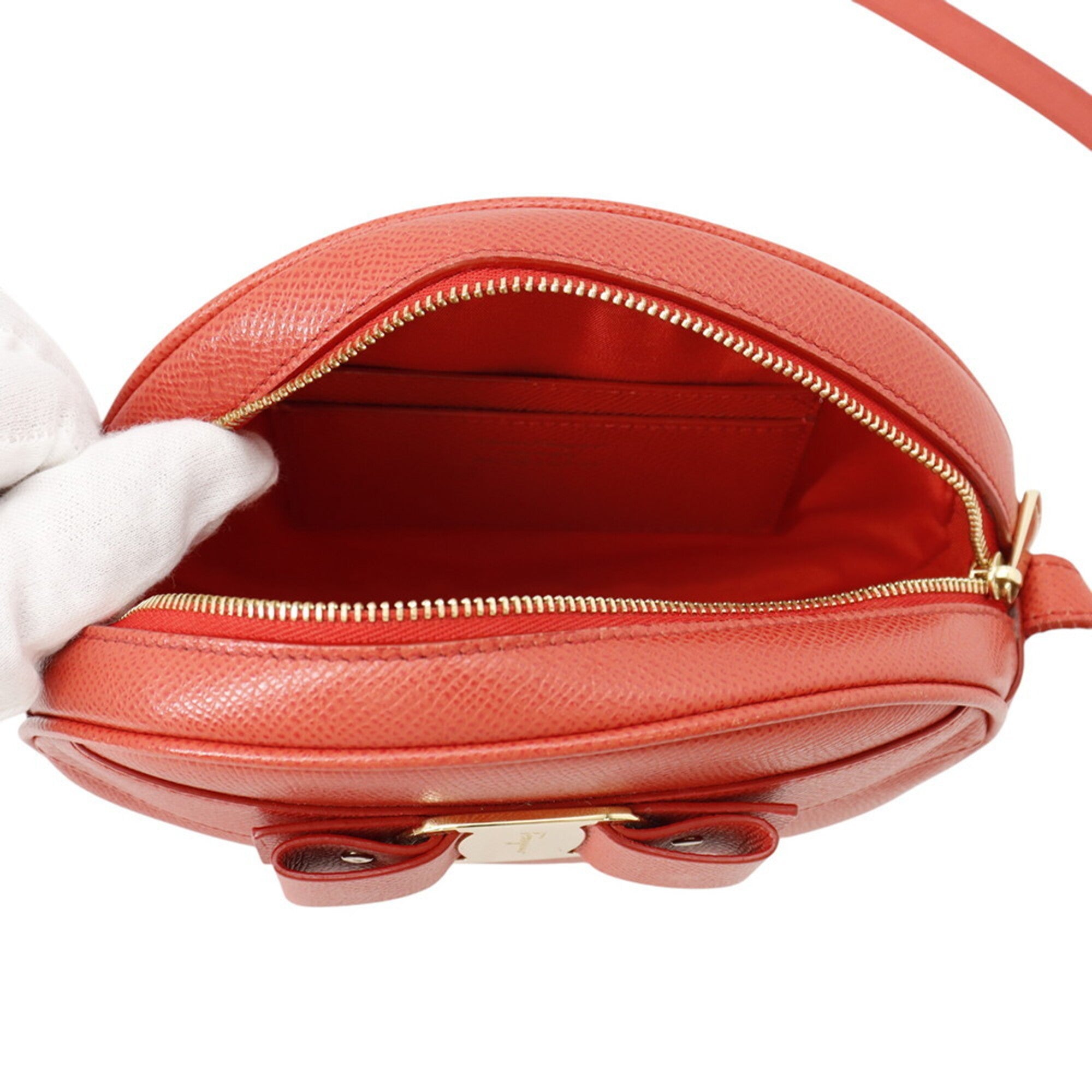 Salvatore Ferragamo Red Color Leather Shoulder Bag Sling Bag (Pre-Owned)