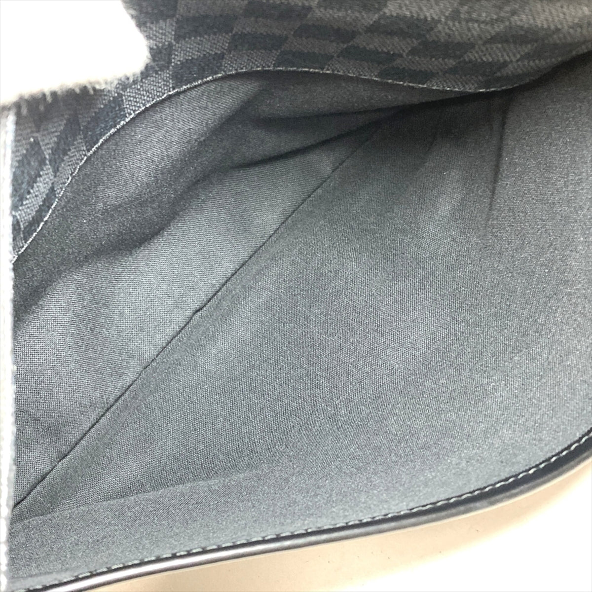 Louis Vuitton Black Damier Graphite Shoulder Bag (Pre-Owned)
