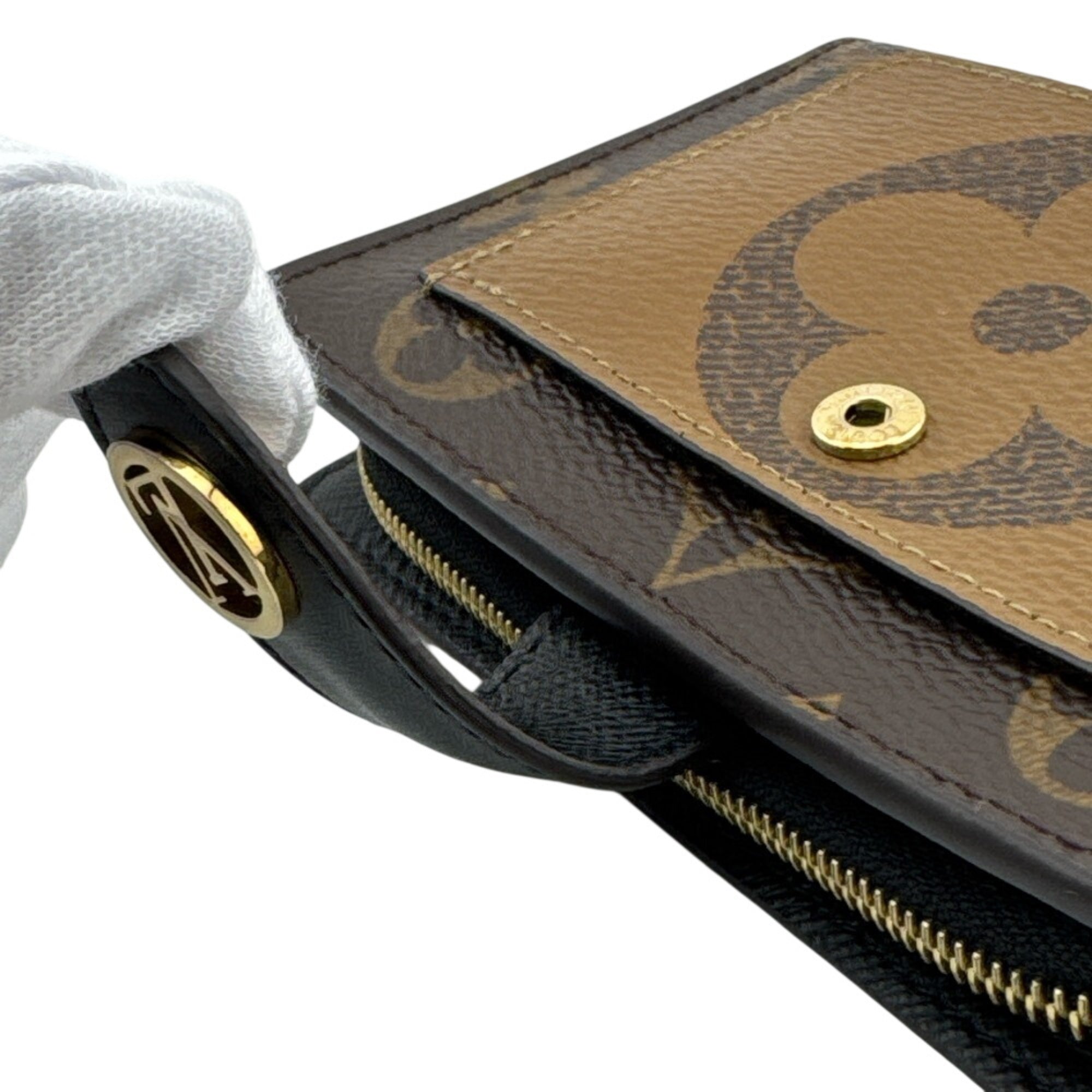 Louis Vuitton Brown Leather Wallet (Bi-Fold) (Pre-Owned)