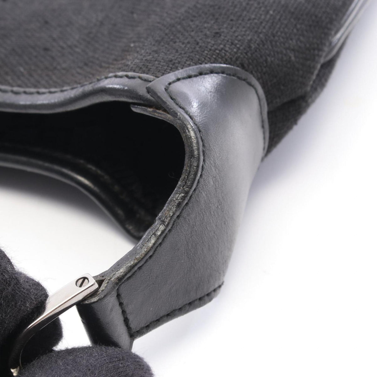 Gucci Black Canvas Leather Handbag Shoulder Bag (Pre-Owned)