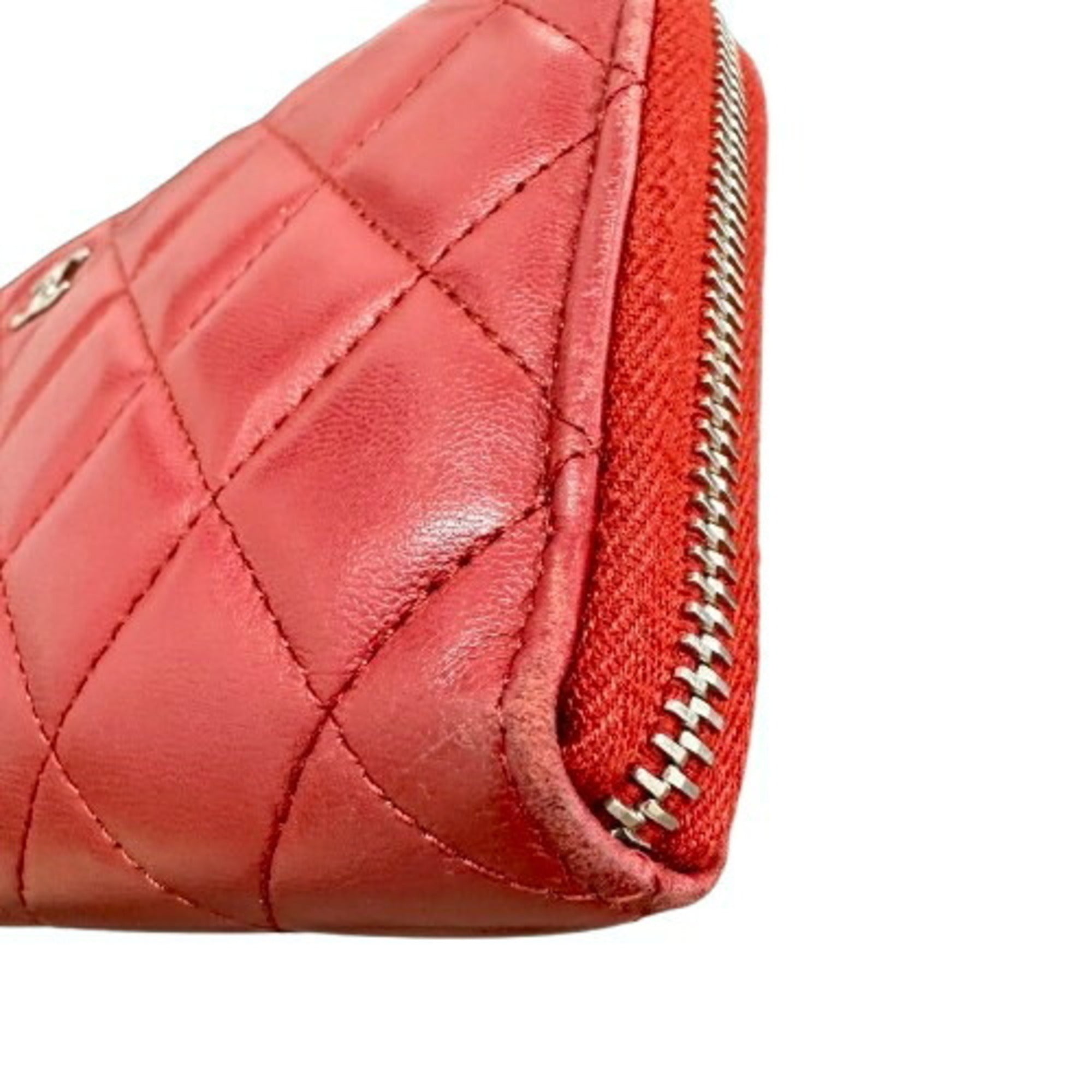 Chanel Matelasse Black Red Color Leather Long Wallet (Bi-Fold) (Pre-Owned)